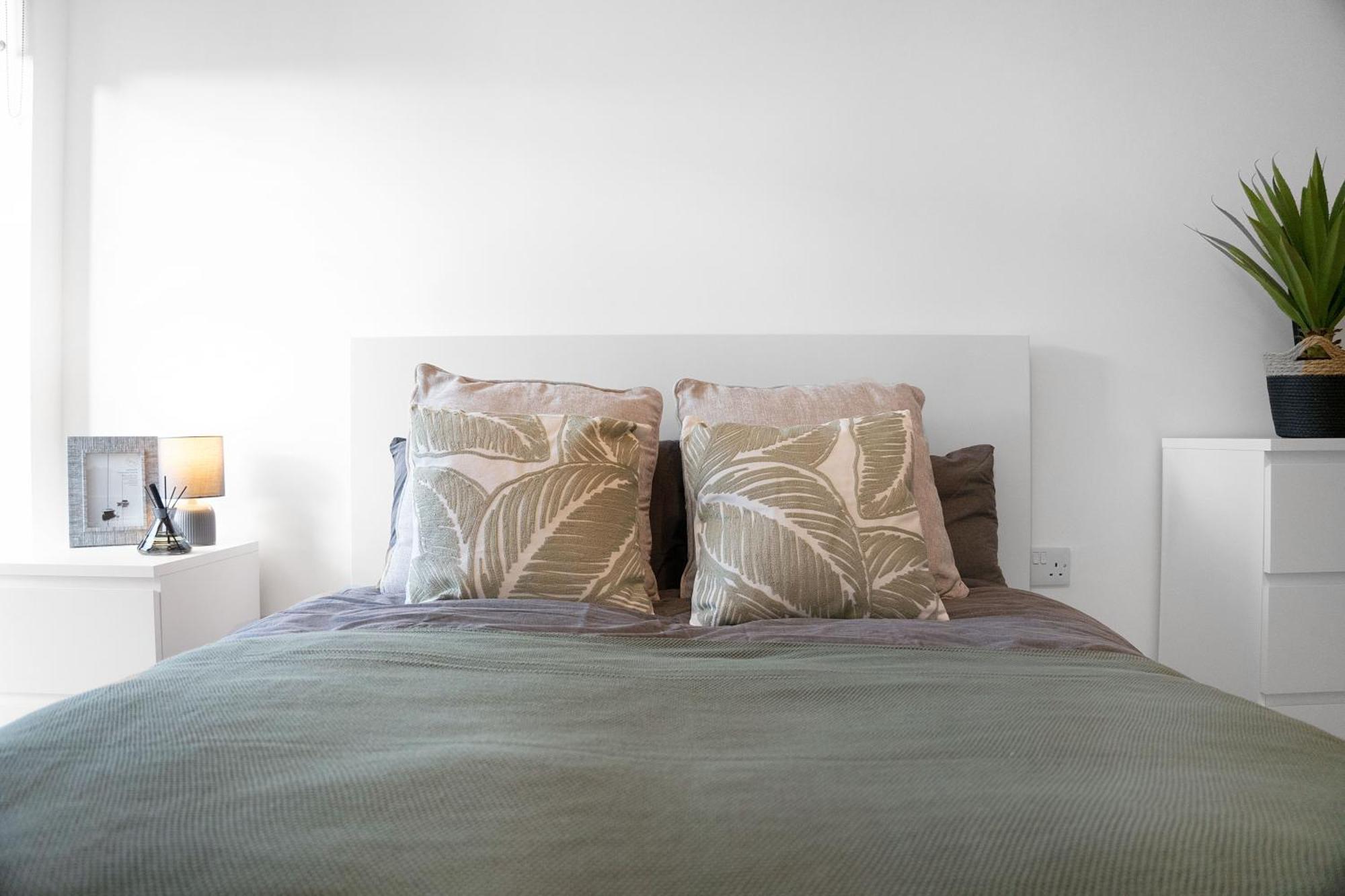 Luxury 2br In Media Apartment Manchester