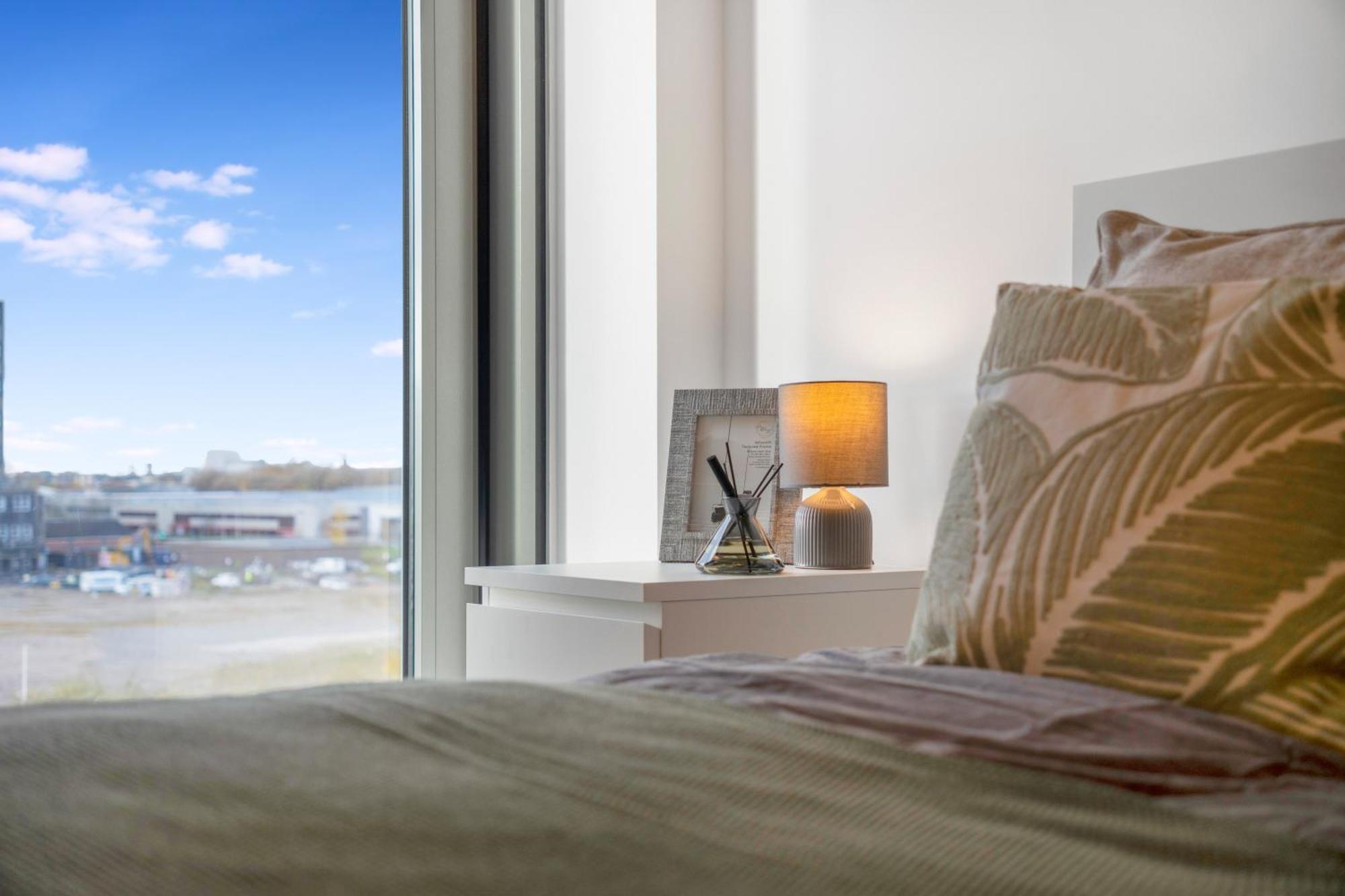Luxury 2br In Media Apartment Manchester
