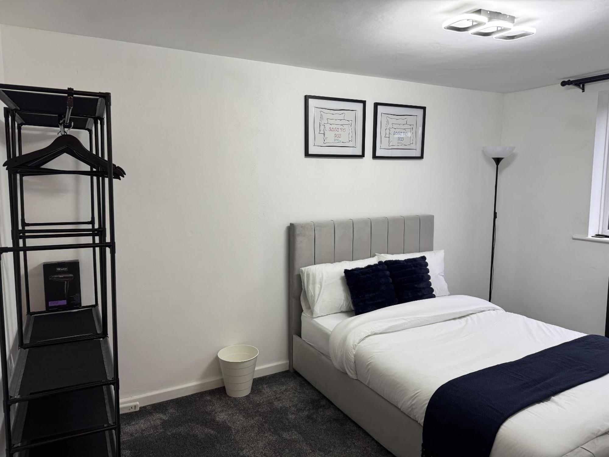 Cosy 2 Double Bedroom In Ancoats 7 Minutes From Coop Live, Etihad Stadium & Centre- Parking Available