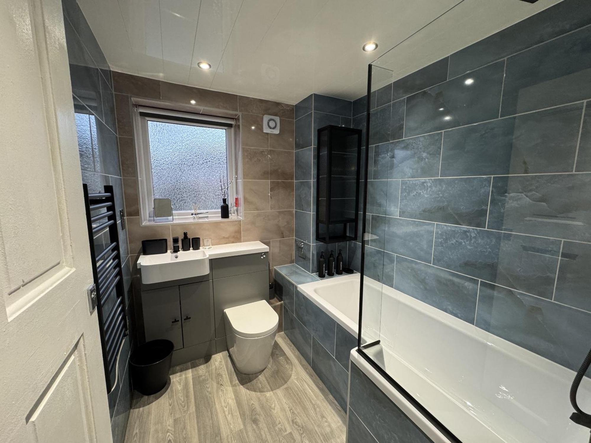 Cosy 2 Double Bedroom In Ancoats 7 Minutes From Coop Live, Etihad Stadium & Centre- Parking Available