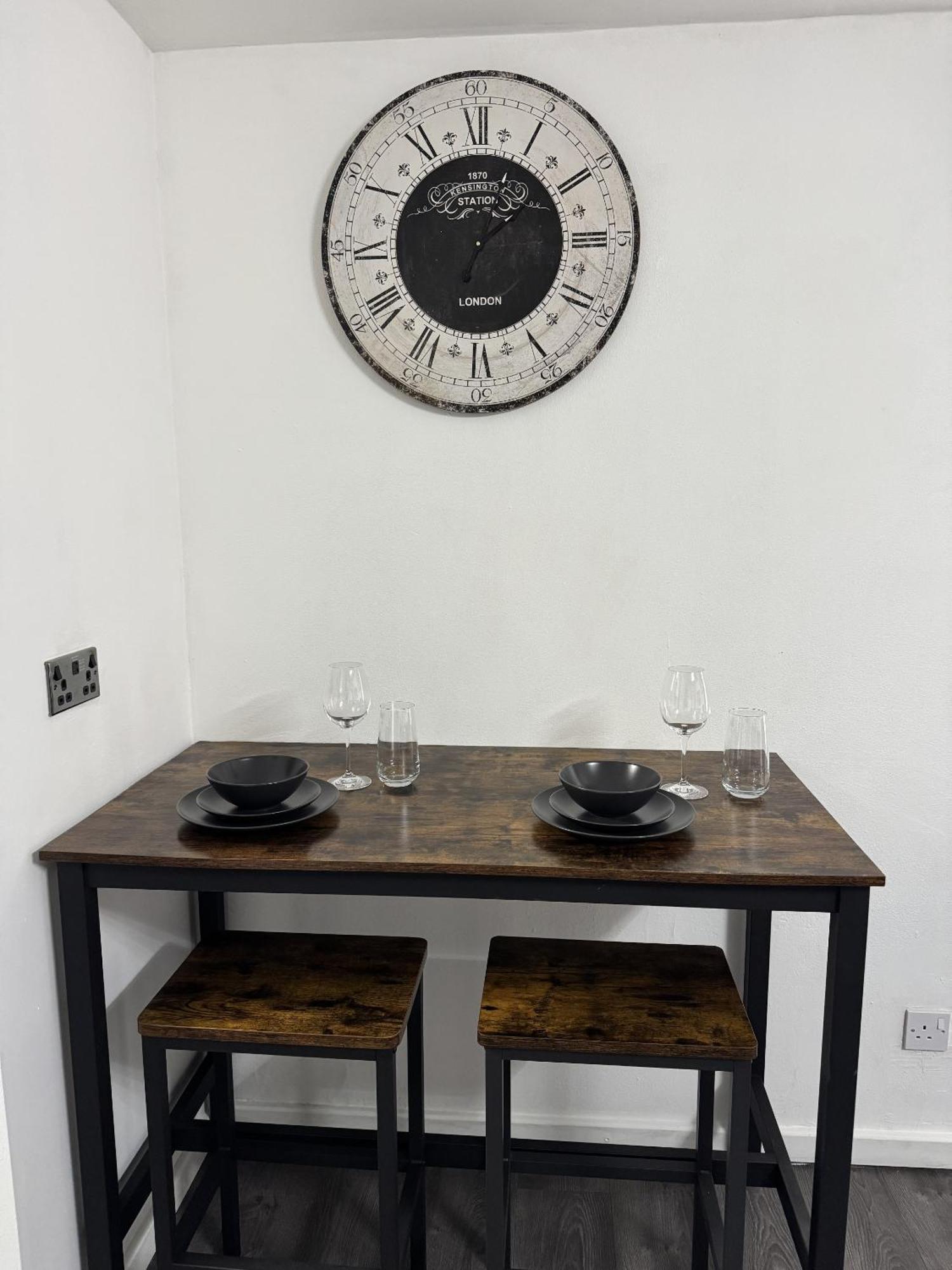Cosy 2 Double Bedroom In Ancoats 7 Minutes From Coop Live, Etihad Stadium & Centre- Parking Available