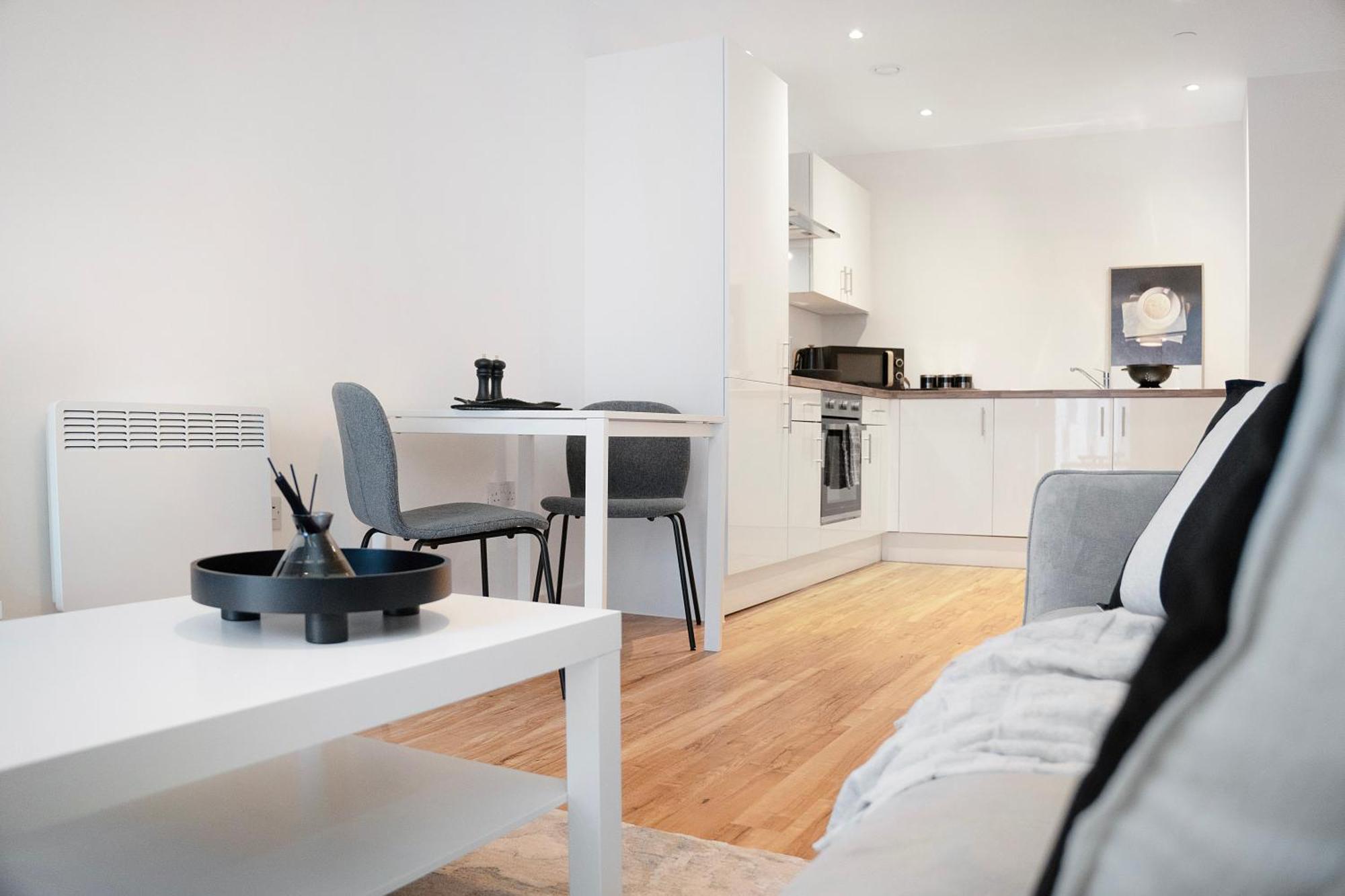 Apartment New! 1br In Media Free Wifi Manchester