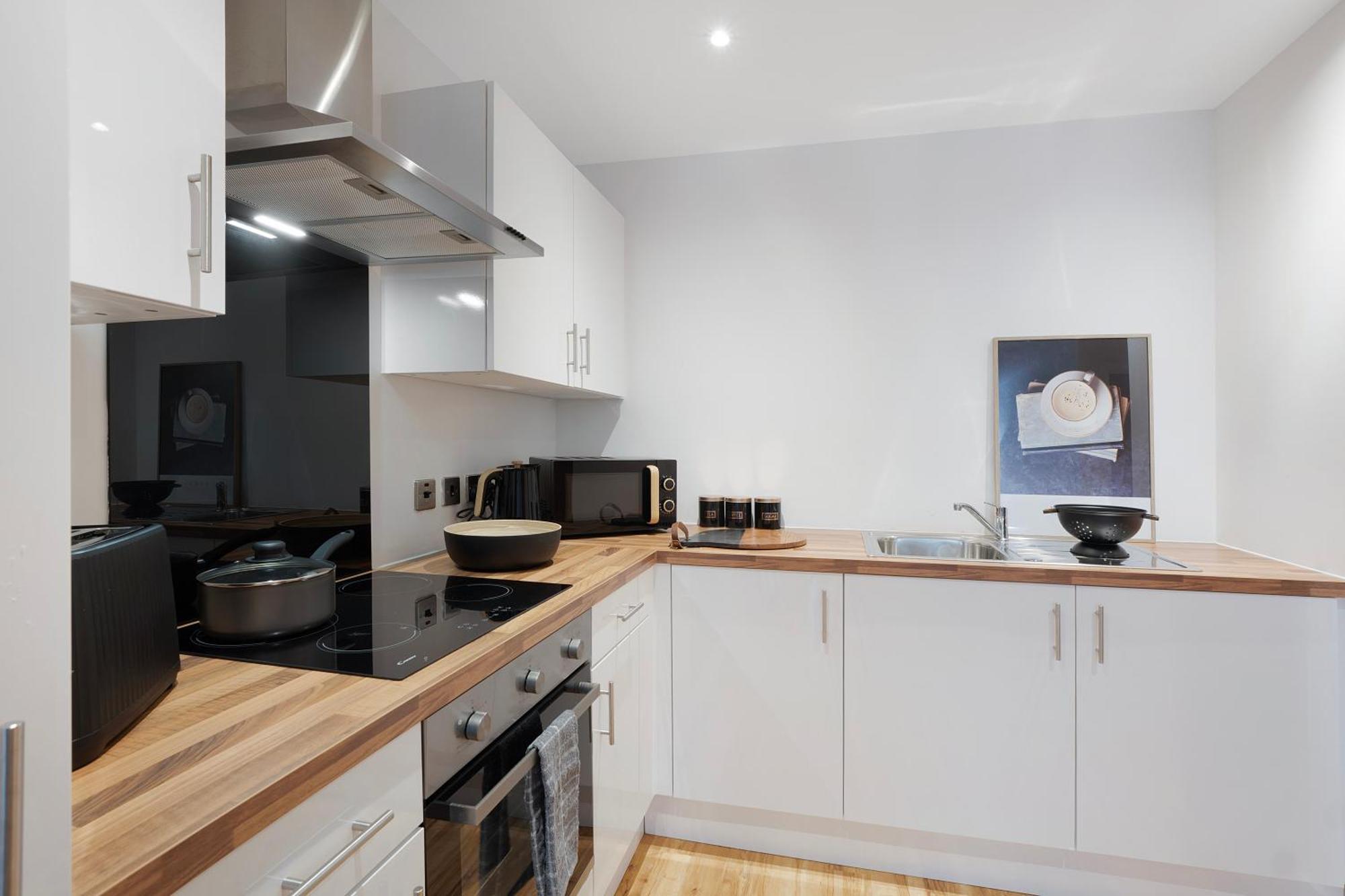 Apartment New! 1br In Media Free Wifi