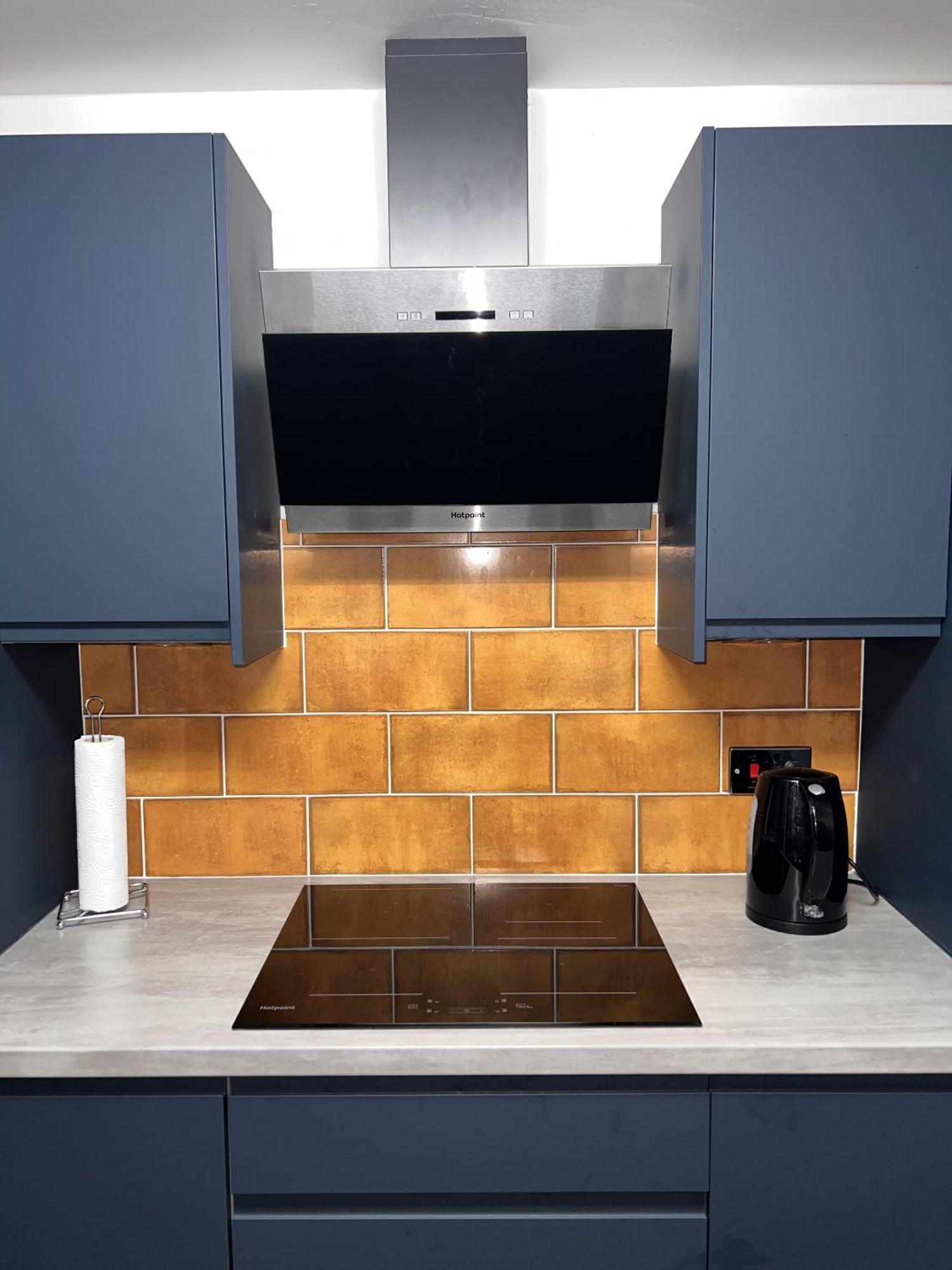 Cosy 2 Double Bedroom In Ancoats 7 Minutes From Coop Live, Etihad Stadium & Centre- Parking Available Apartment *