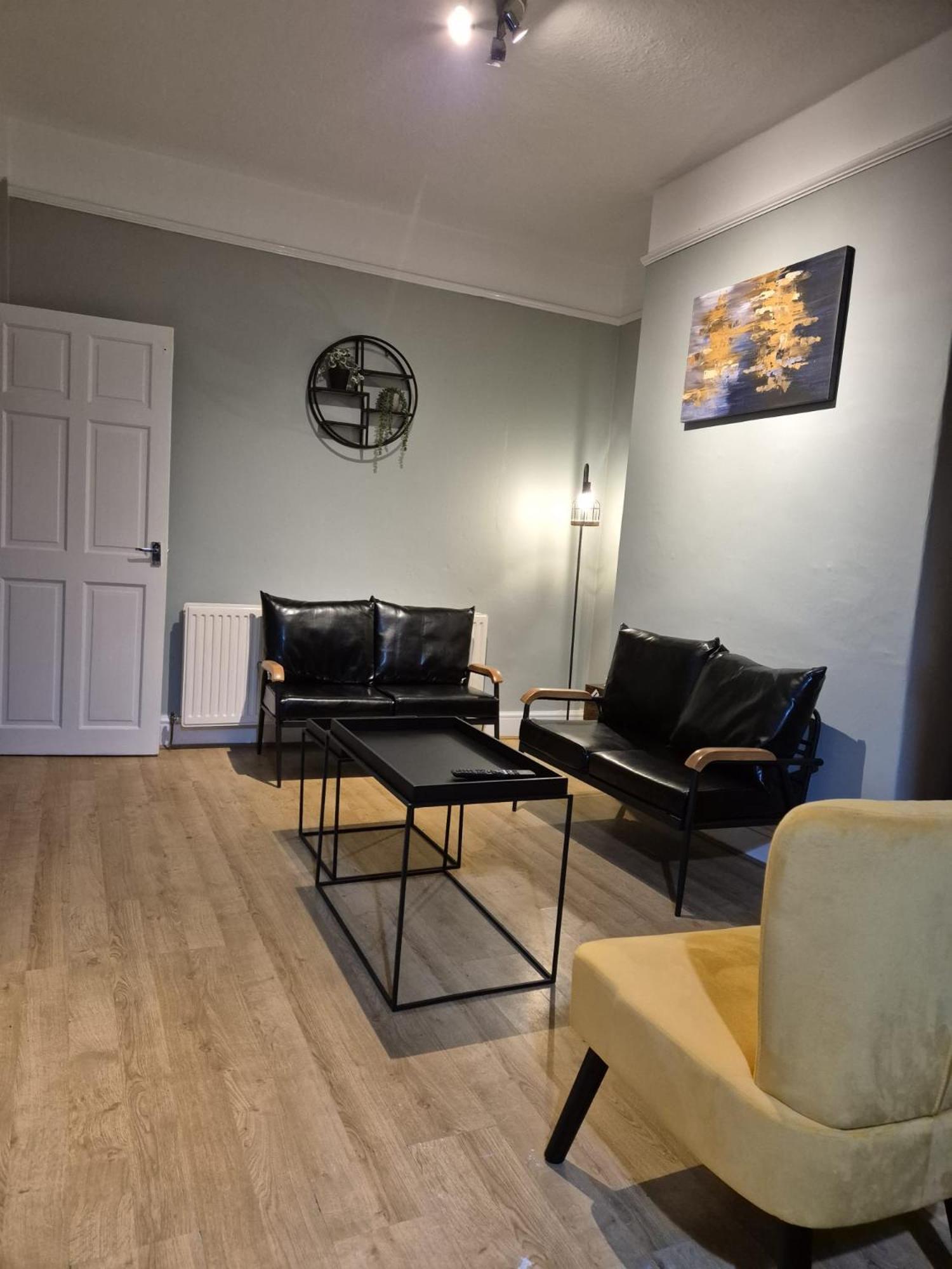 The Reddish Retreat Holiday home