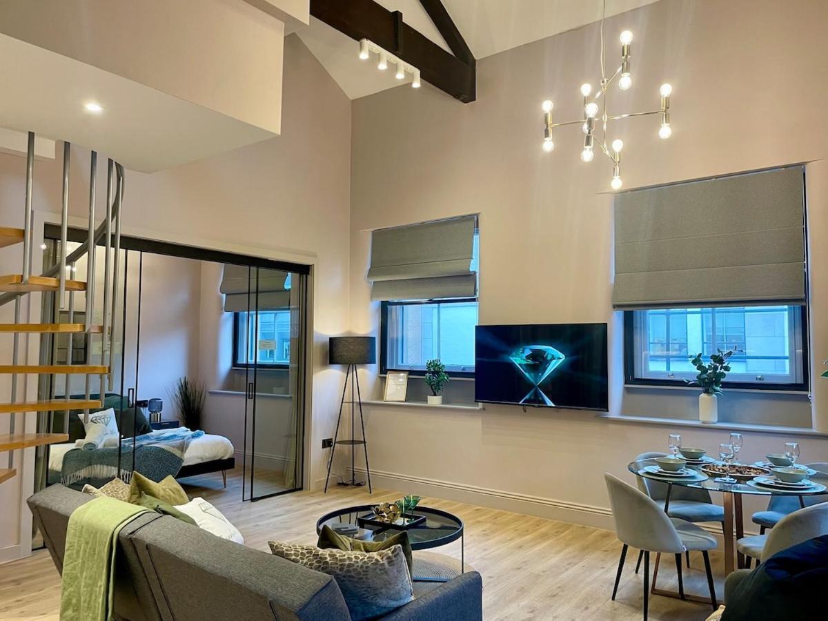 Apartment Emerald Escape 3 Bed 3 Bath