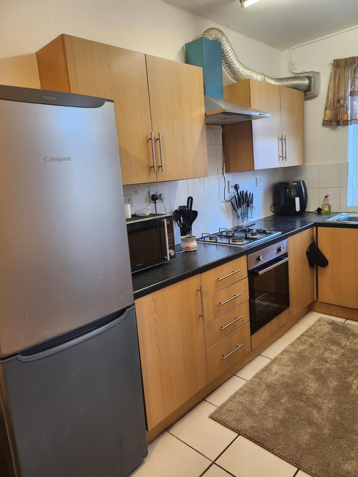 Go Big ! Entire Cozy House For Max 8 People Near Center Holiday home Manchester
