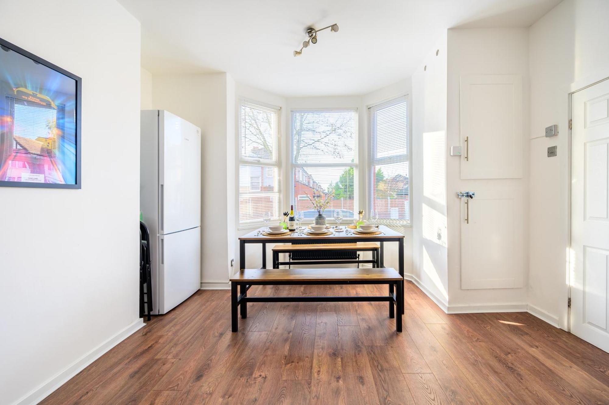 Apartment Stylish Modern - Perfect For Work, Leisure & Stadium Visits With Parking Manchester