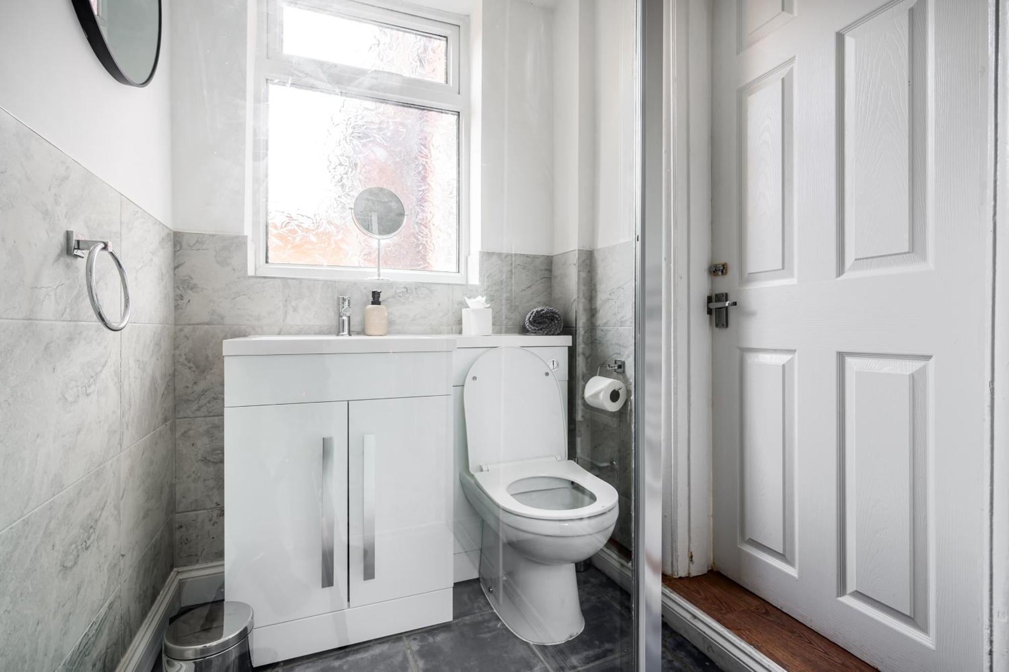 Apartment Stylish Modern - Perfect For Work, Leisure & Stadium Visits With Parking Manchester