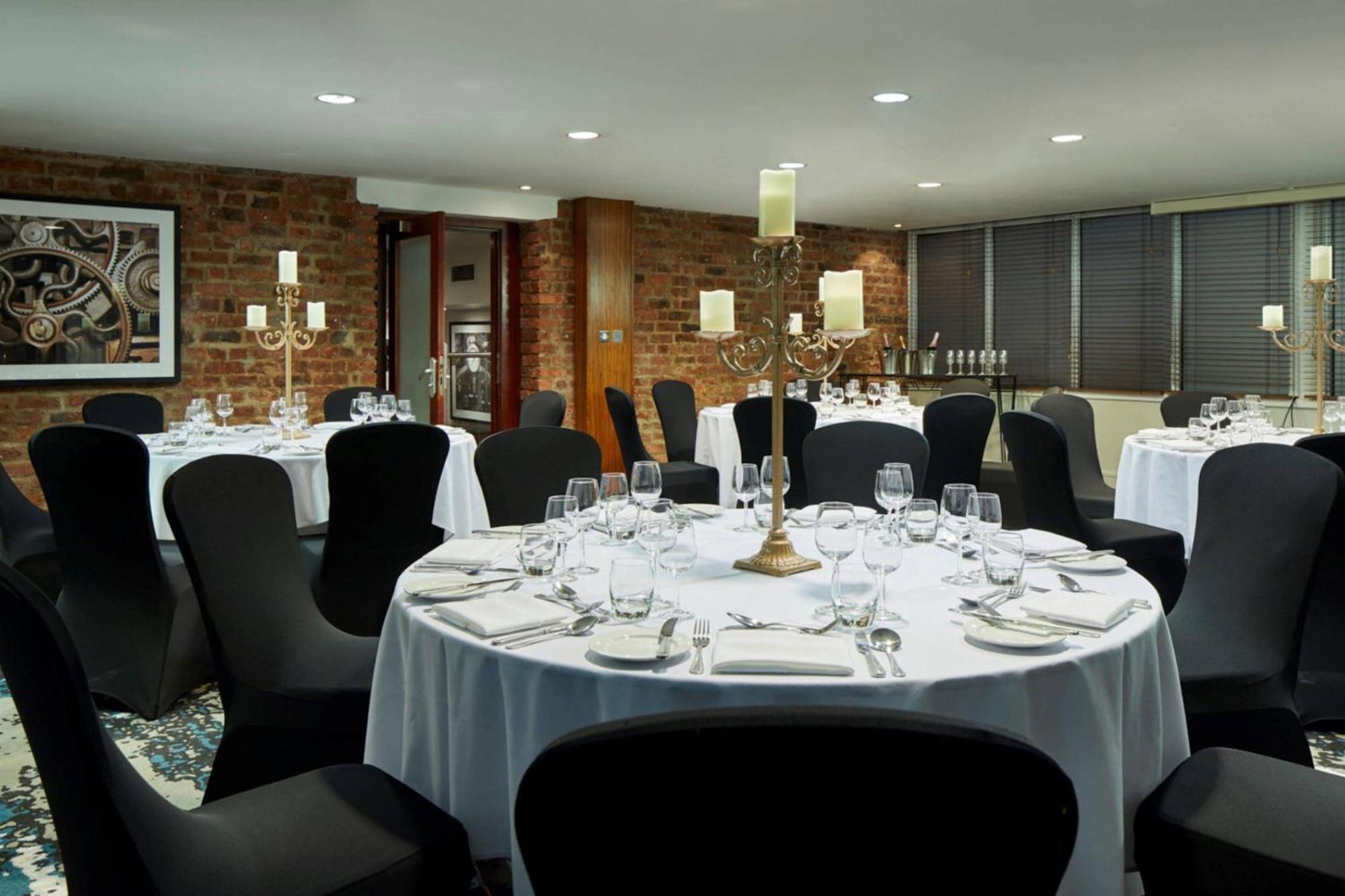 Hotel Marriott Victoria & 4*