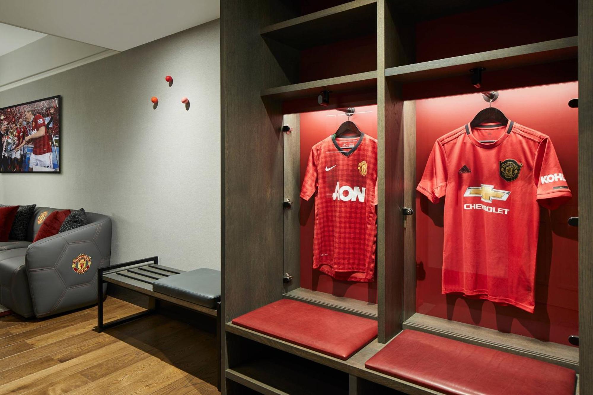 Marriott Victoria & 4* Manchester