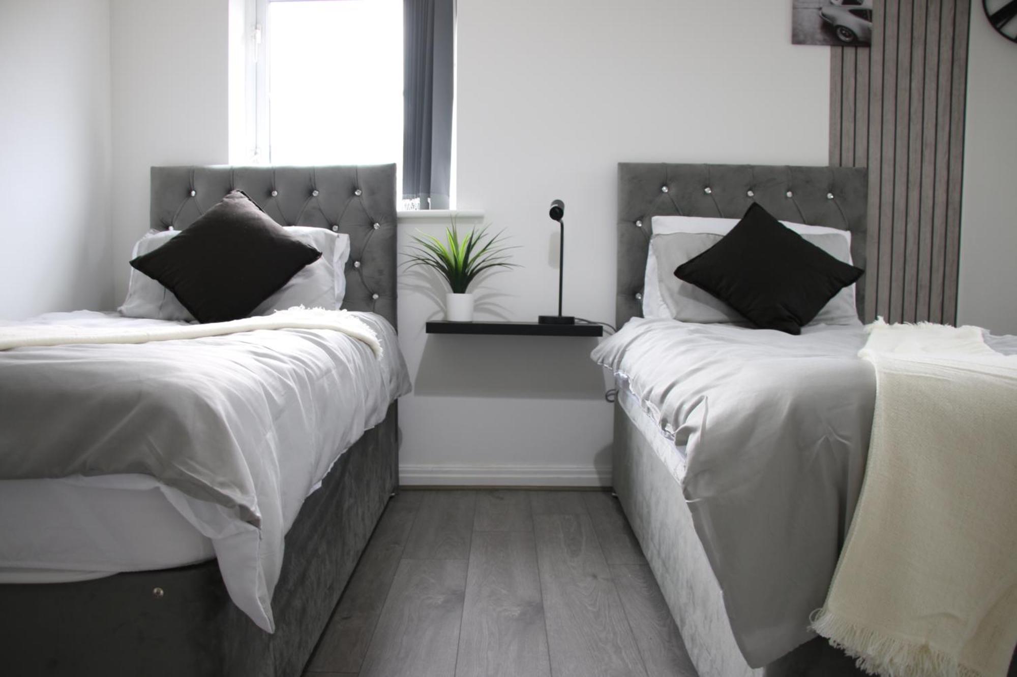 Holiday home 3 Bedroom House Close To Centre Free Parking