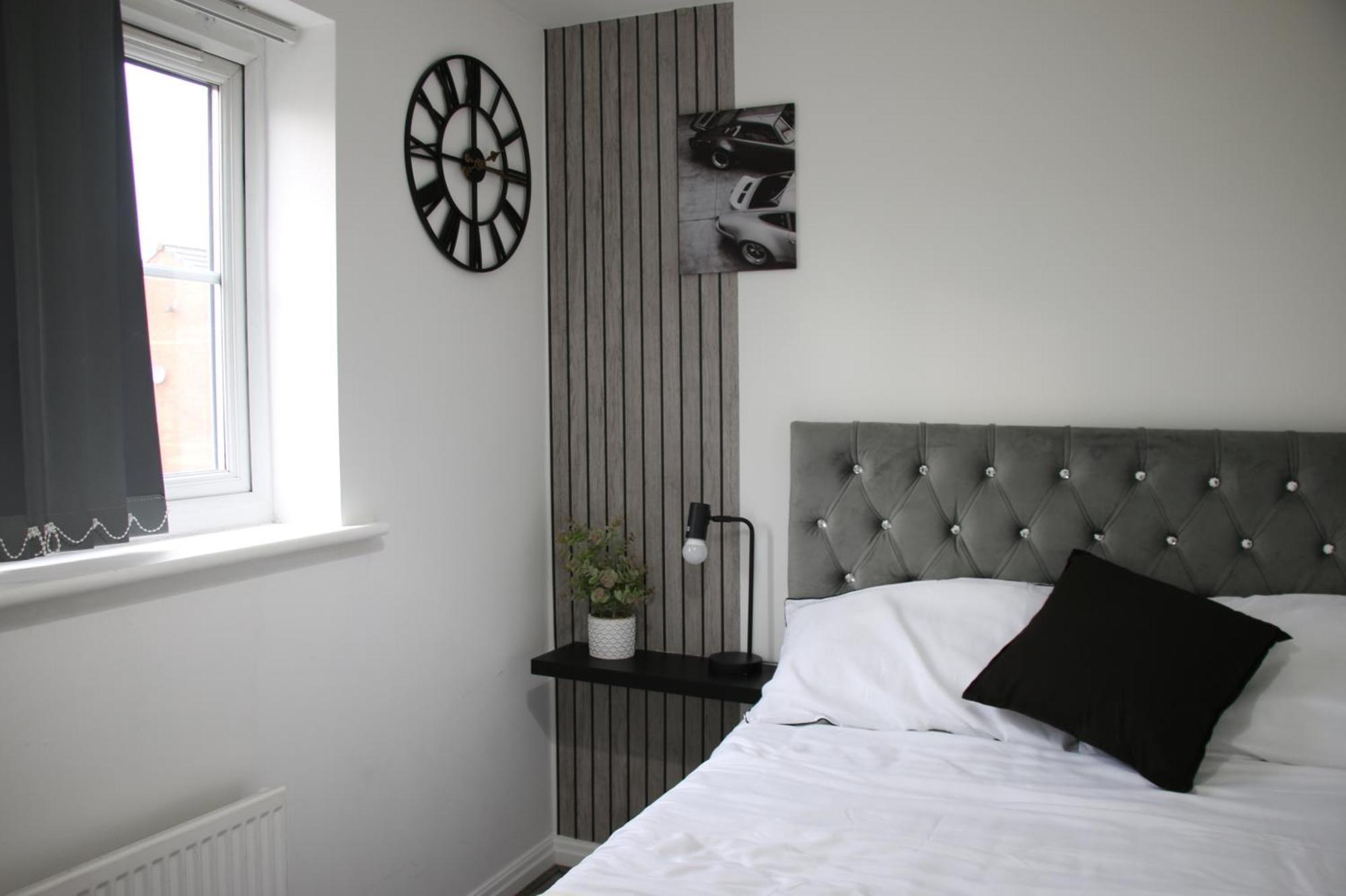 3 Bedroom House Close To Centre Free Parking Holiday home *