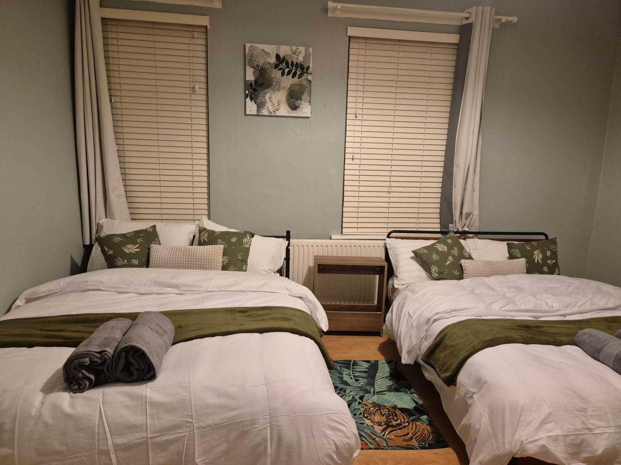 The Reddish Retreat - Individual Manchester