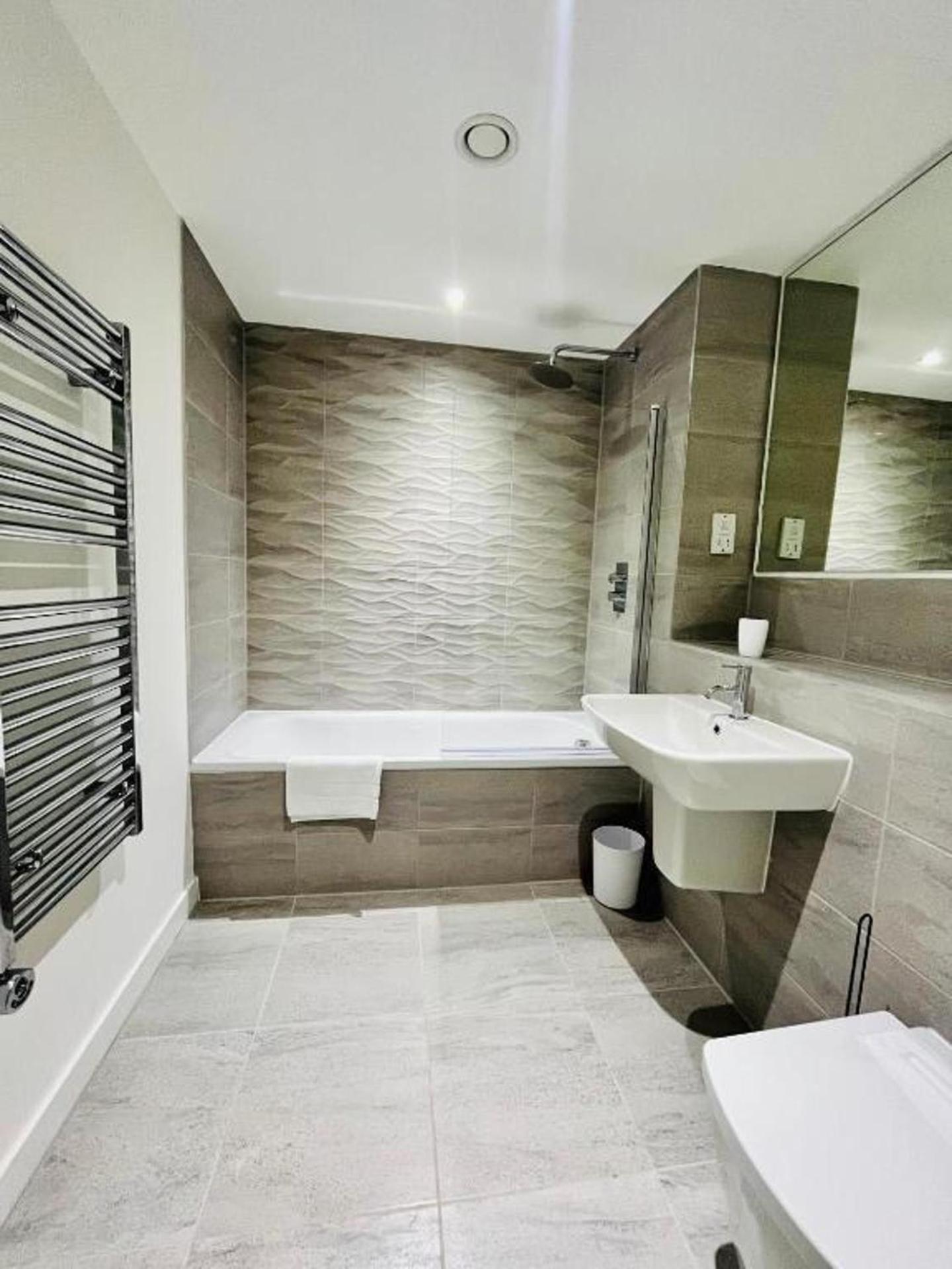 Apartment Trafford Free Parking *