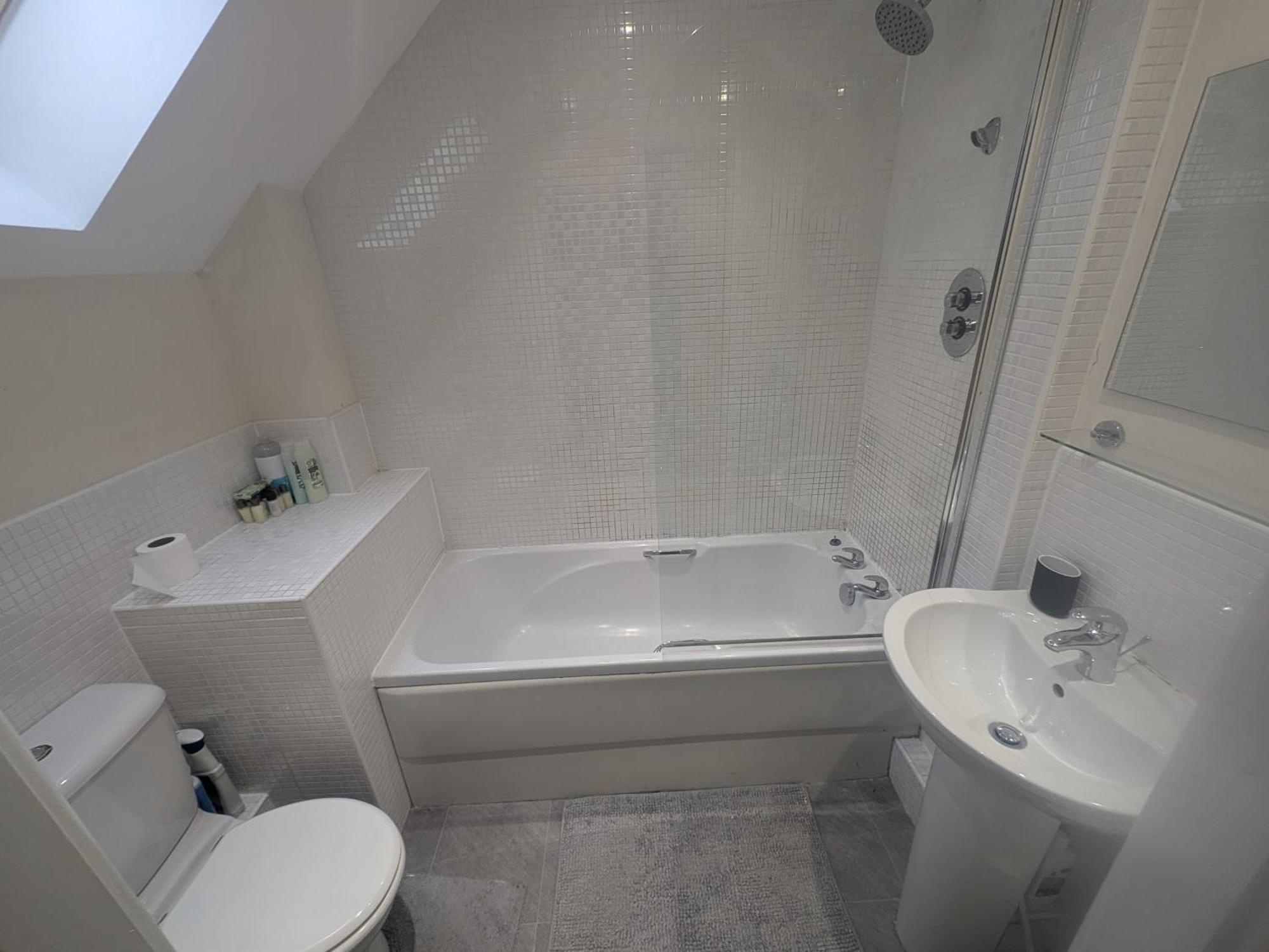 Stunning Modern 2 Bedroom - Perfect Getaway *