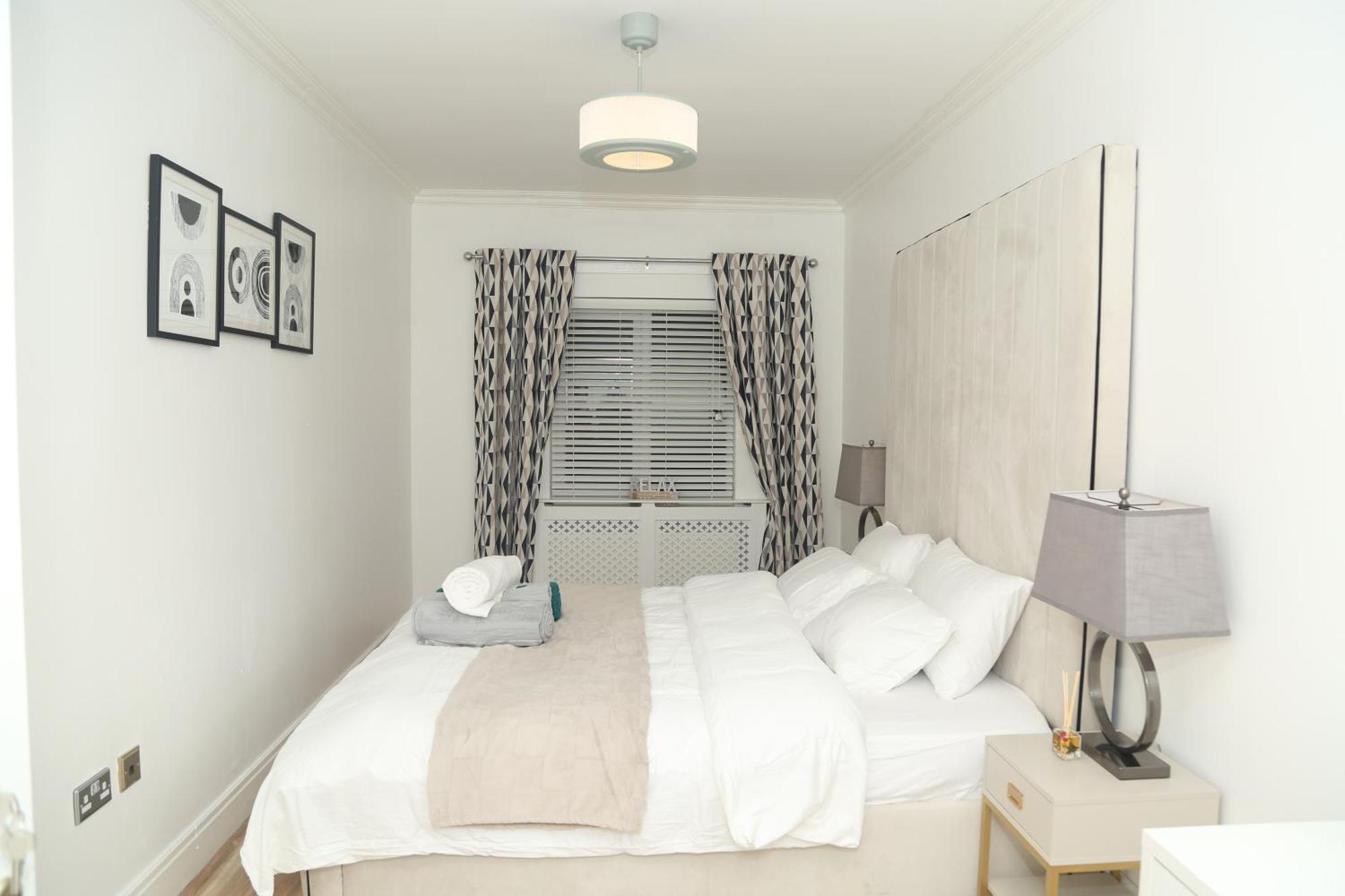 Mdz Luxe Stays-sleeps 6 *