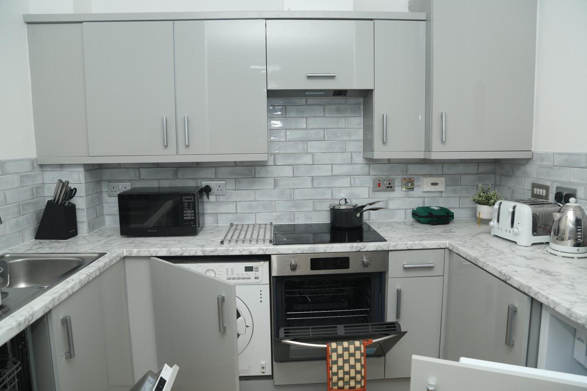 Mdz Luxe Stays-sleeps 6 * Manchester