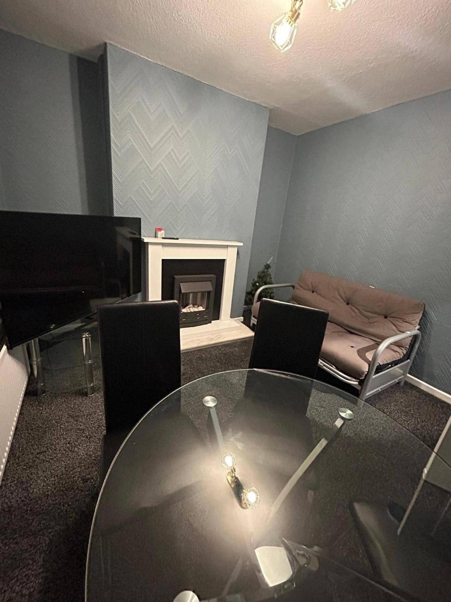 Holiday home Housesleeps9-fireplace-garden-bbq-tv