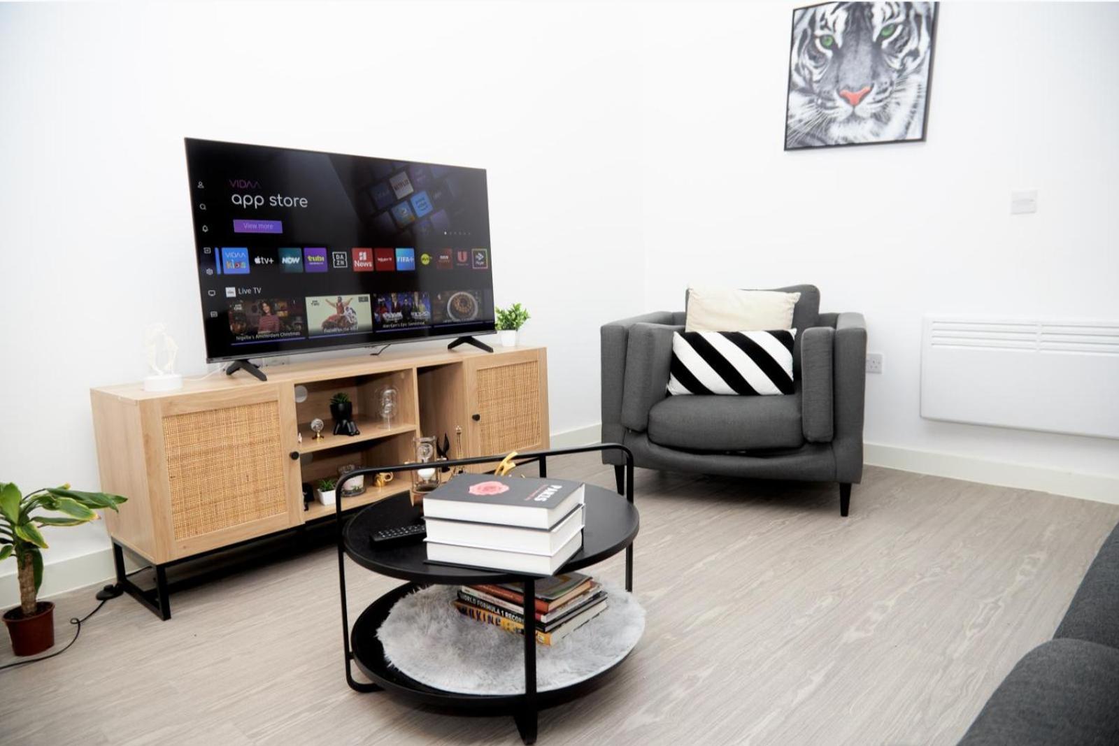 Apartment-sleeps4-streetparking-balcony-duplex * Manchester