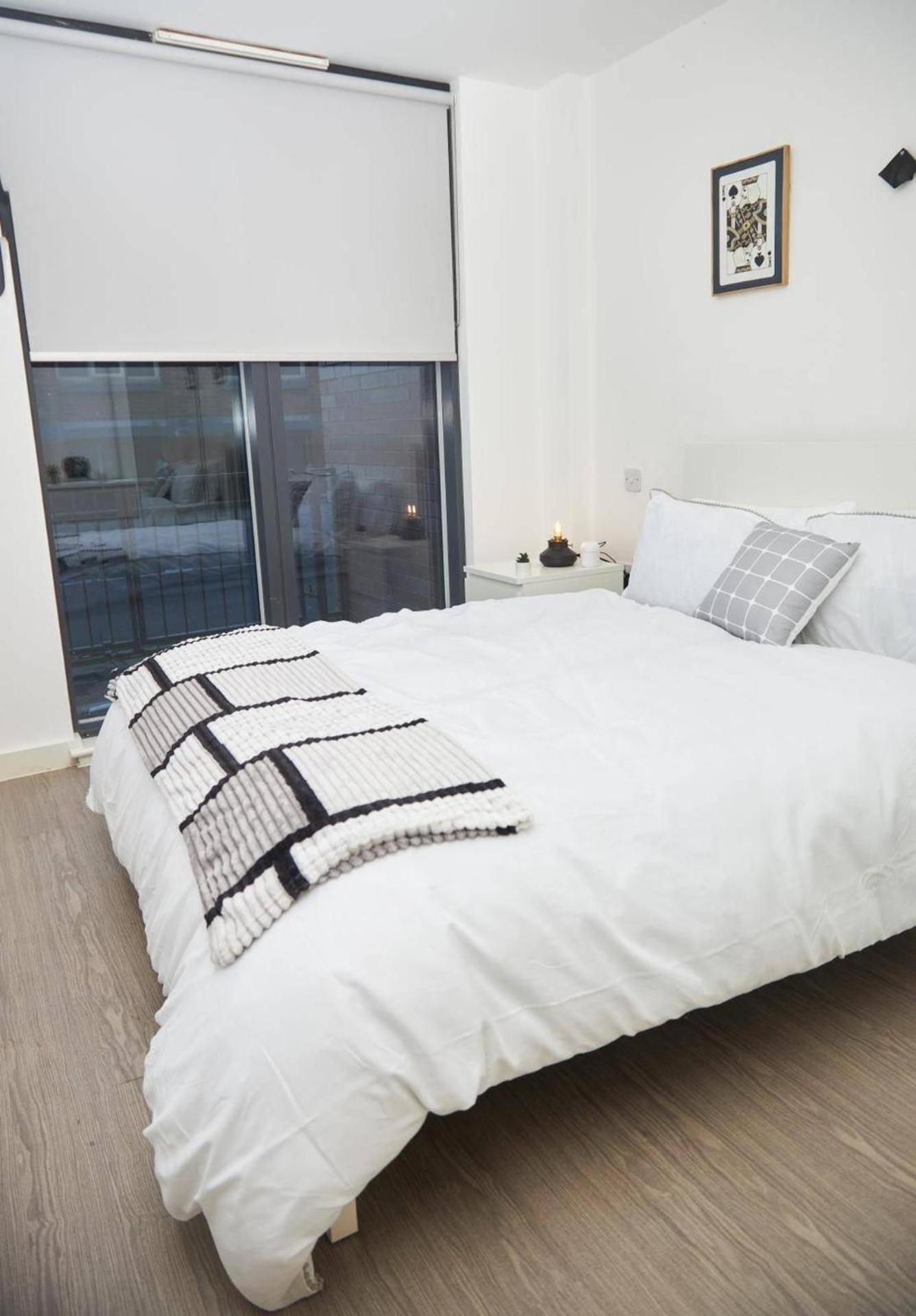 Apartment-sleeps4-streetparking-balcony-duplex Apartment Manchester