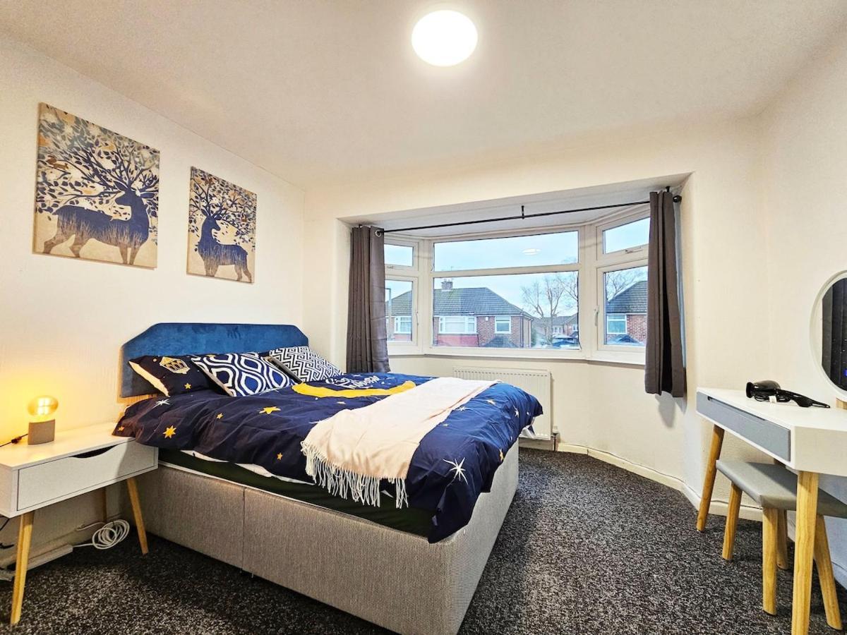 Swinton, 2 *