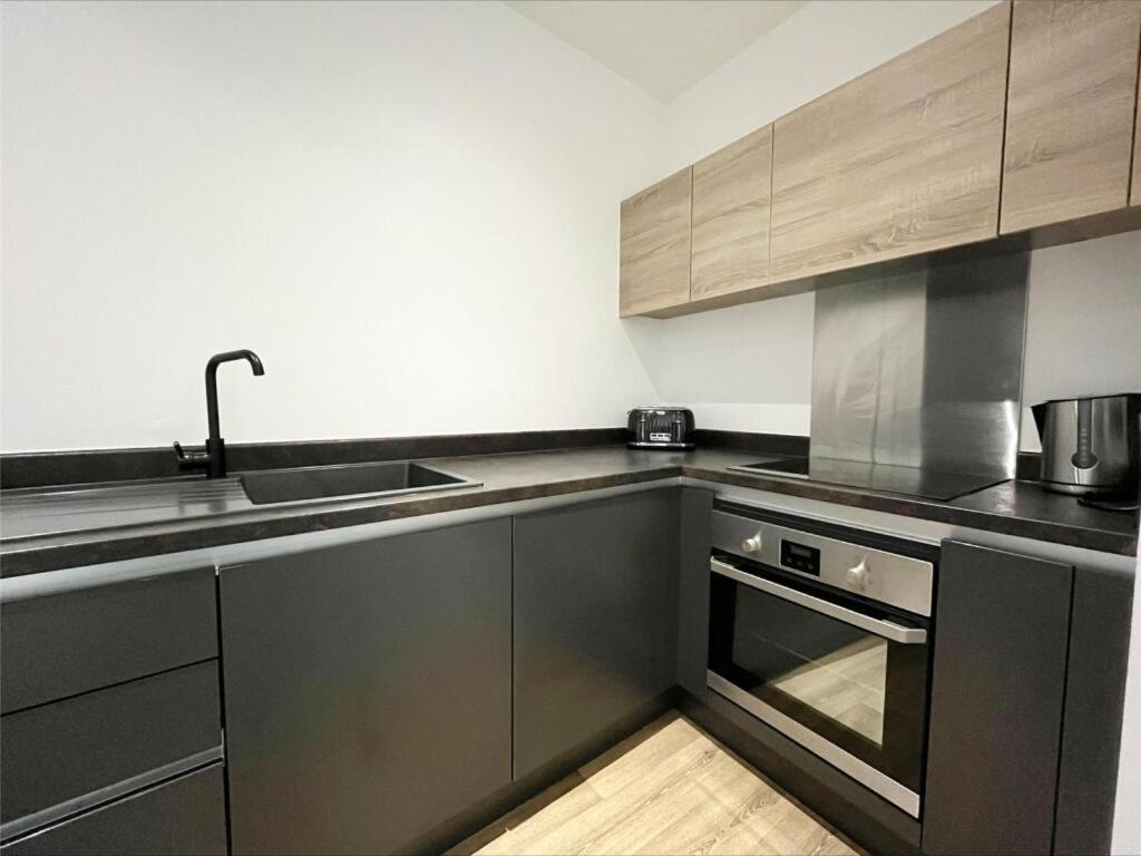 Apartment Unitarian Serviced Manchester