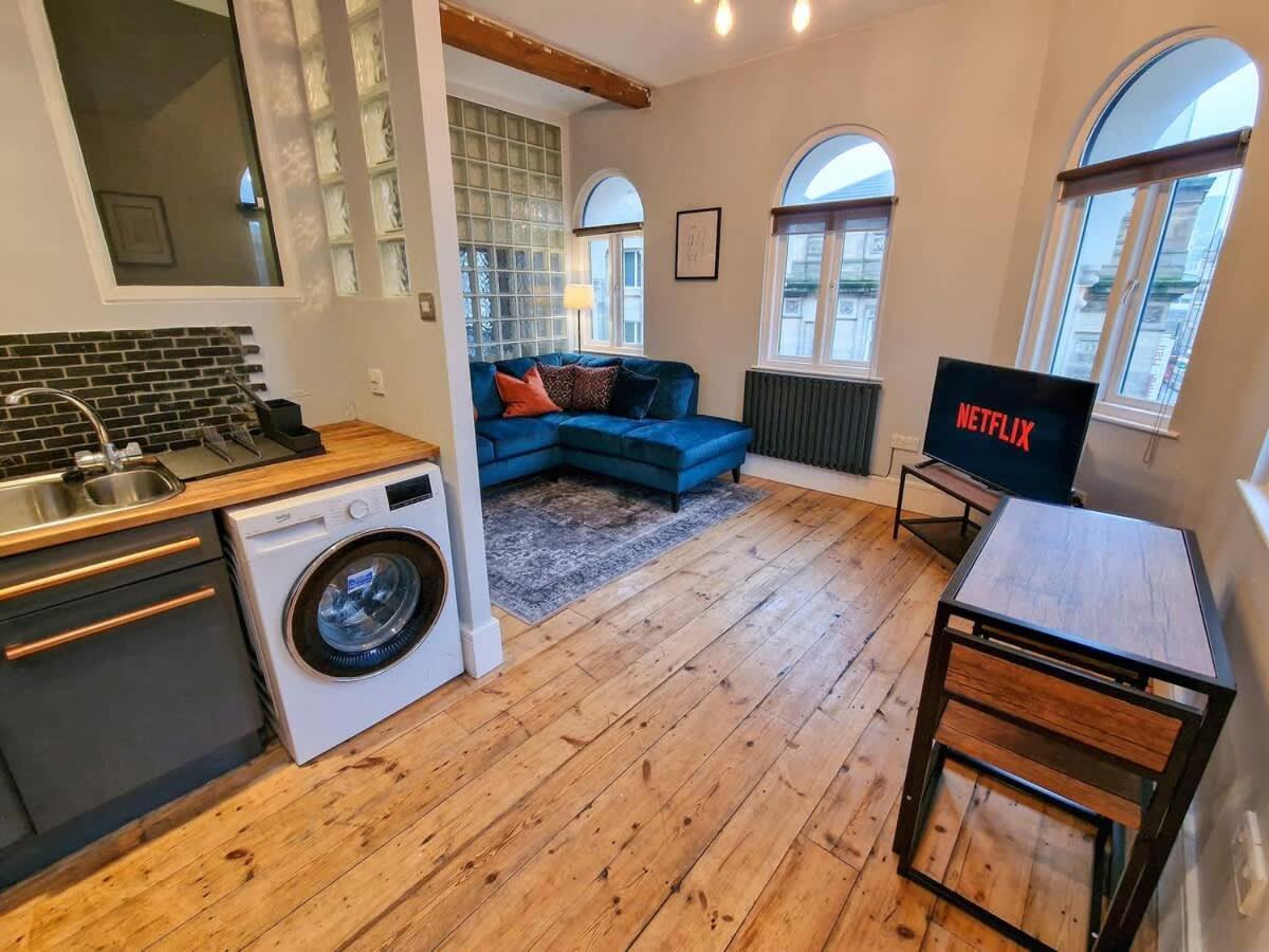 Apartment Centre By Superhost