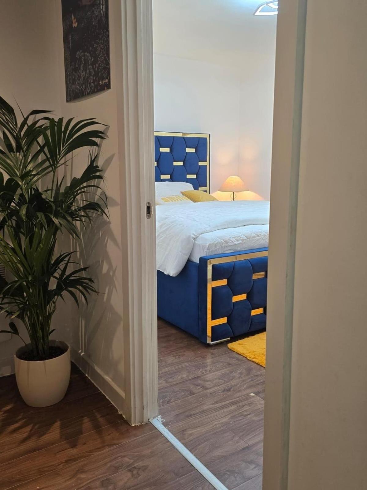 Mega1 Luxury 1bedroom Apartment, *