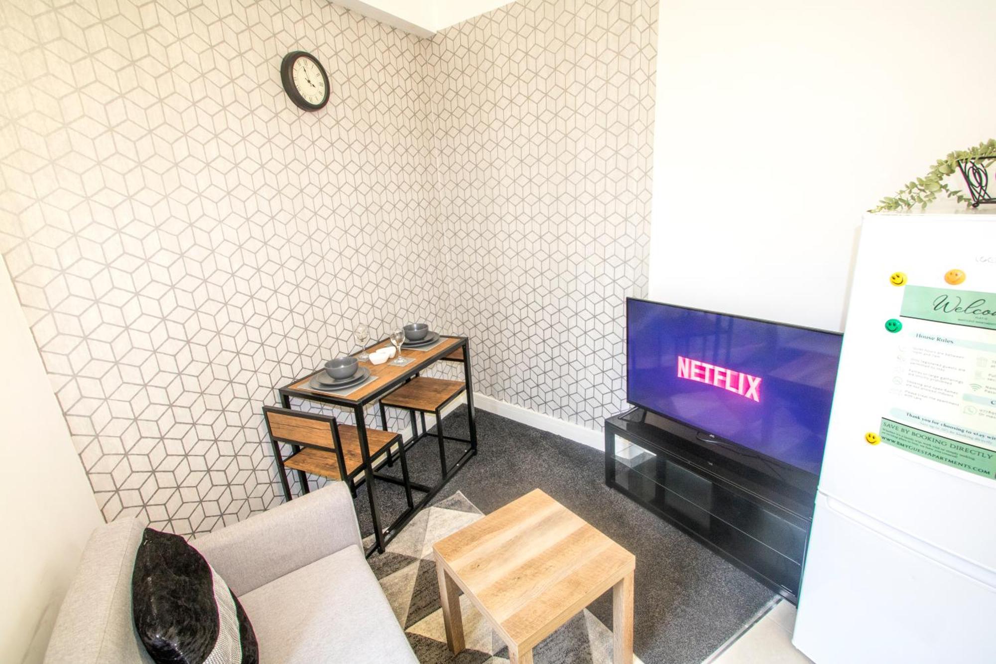 Cozy And Charming - 1 Bedroom - Free Parking, Transit Links, Close To Stadiums Apartment