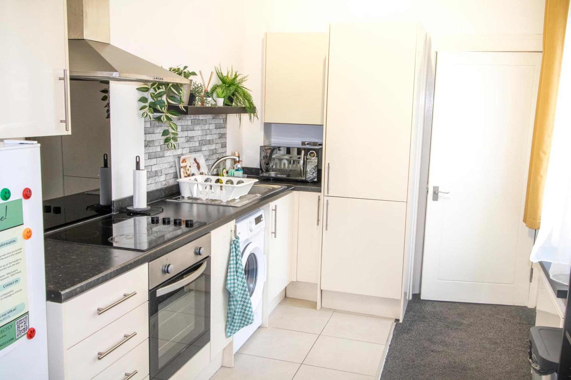 Cozy And Charming - 1 Bedroom - Free Parking, Transit Links, Close To Stadiums * Manchester