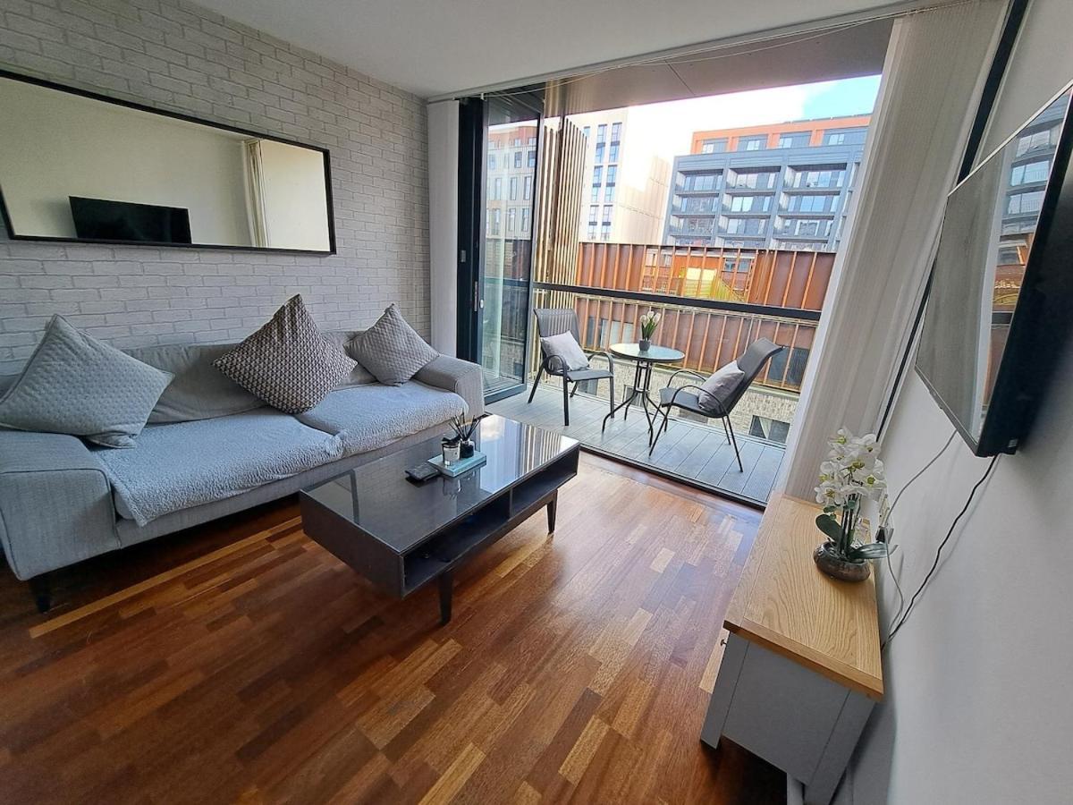 Relaxing Retreat In Castlefield Apartment