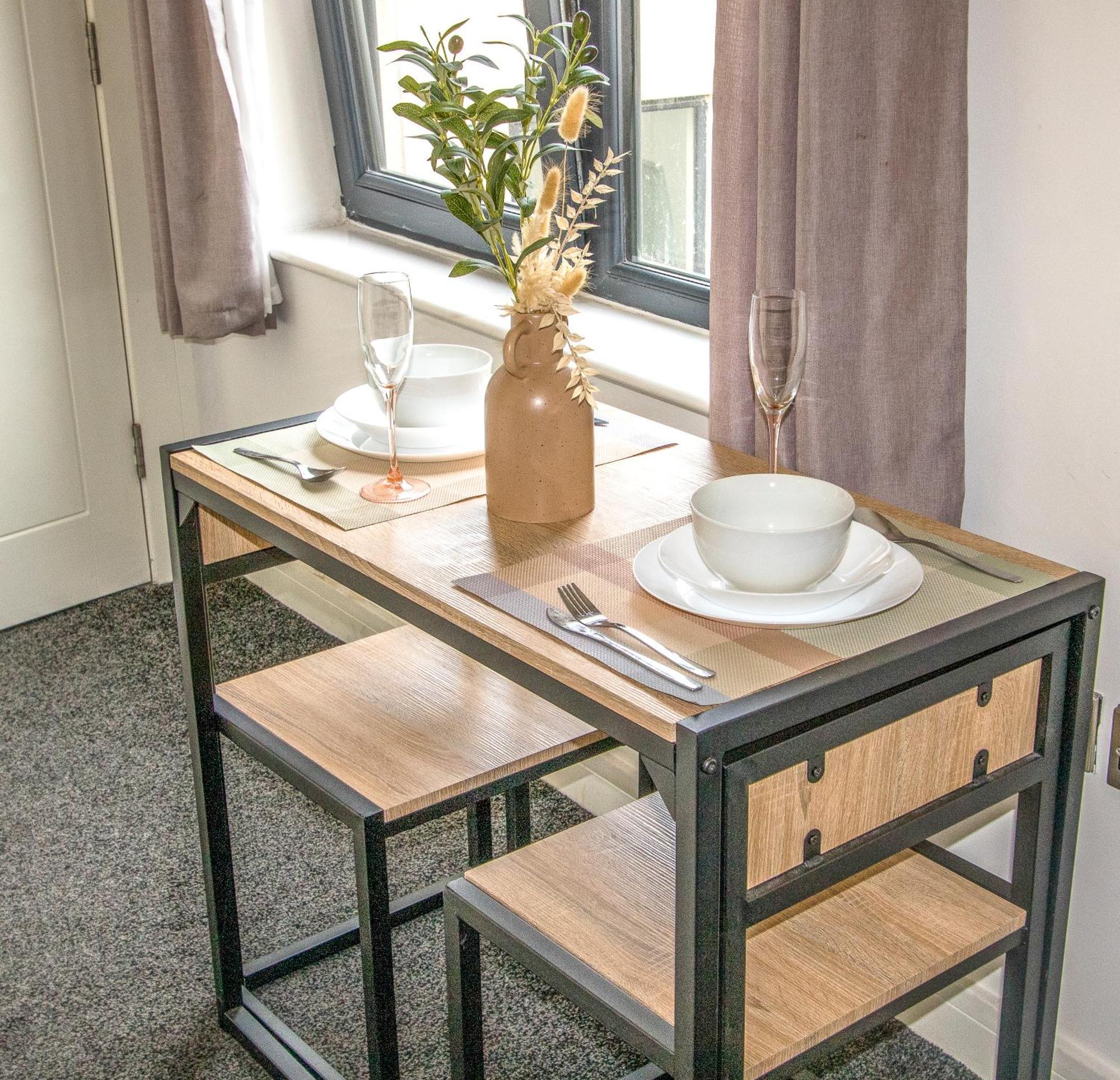 Cosy 1 Bedroom Flat-free Parking Apartment