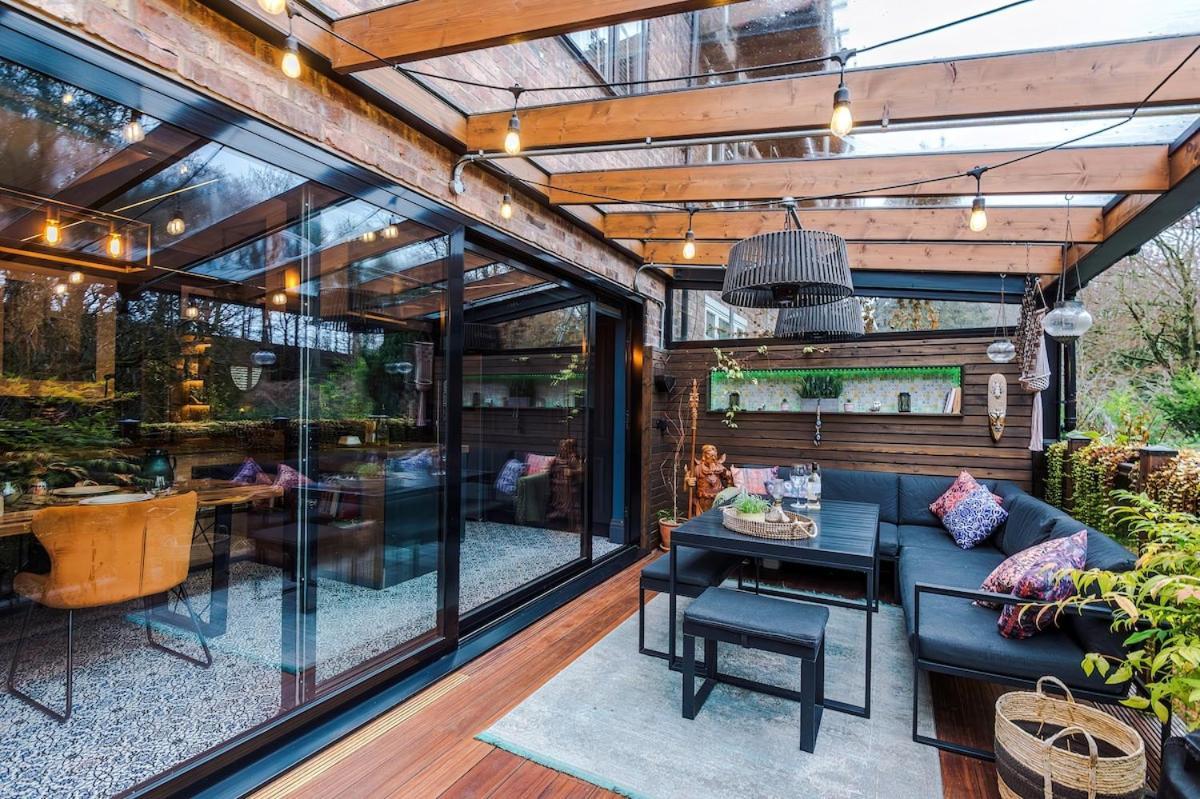 Unique In Northenden Urban Oasis Sleeps 8 Holiday home Manchester