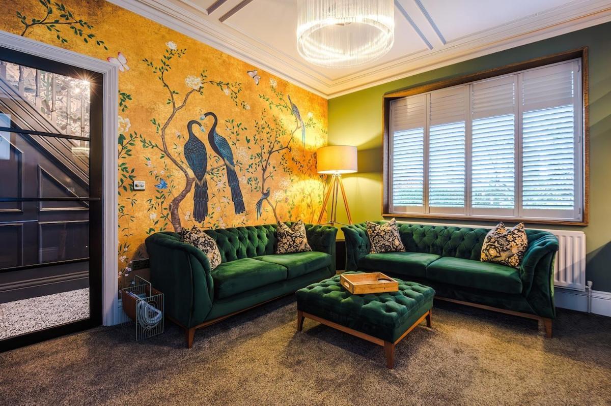 Unique In Northenden Urban Oasis Sleeps 8