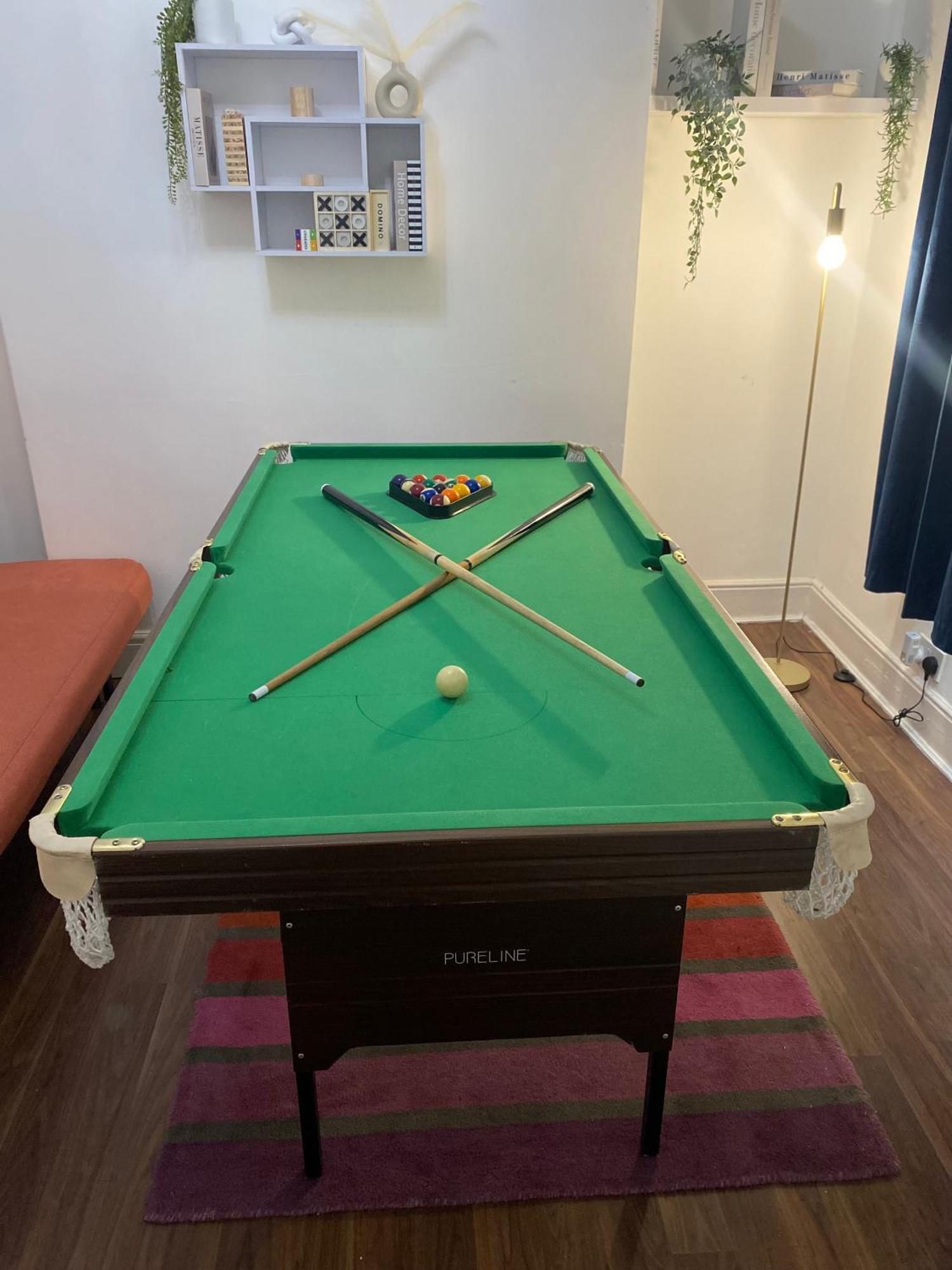 Traditional Home-games Room-free Parking Apartment