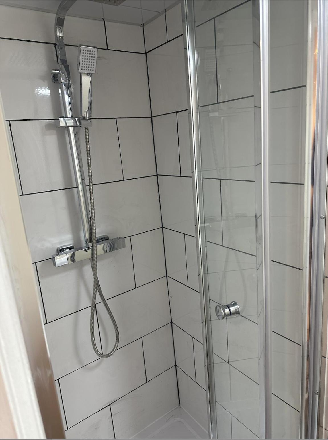 Newly Built Private Ensuite Apartment