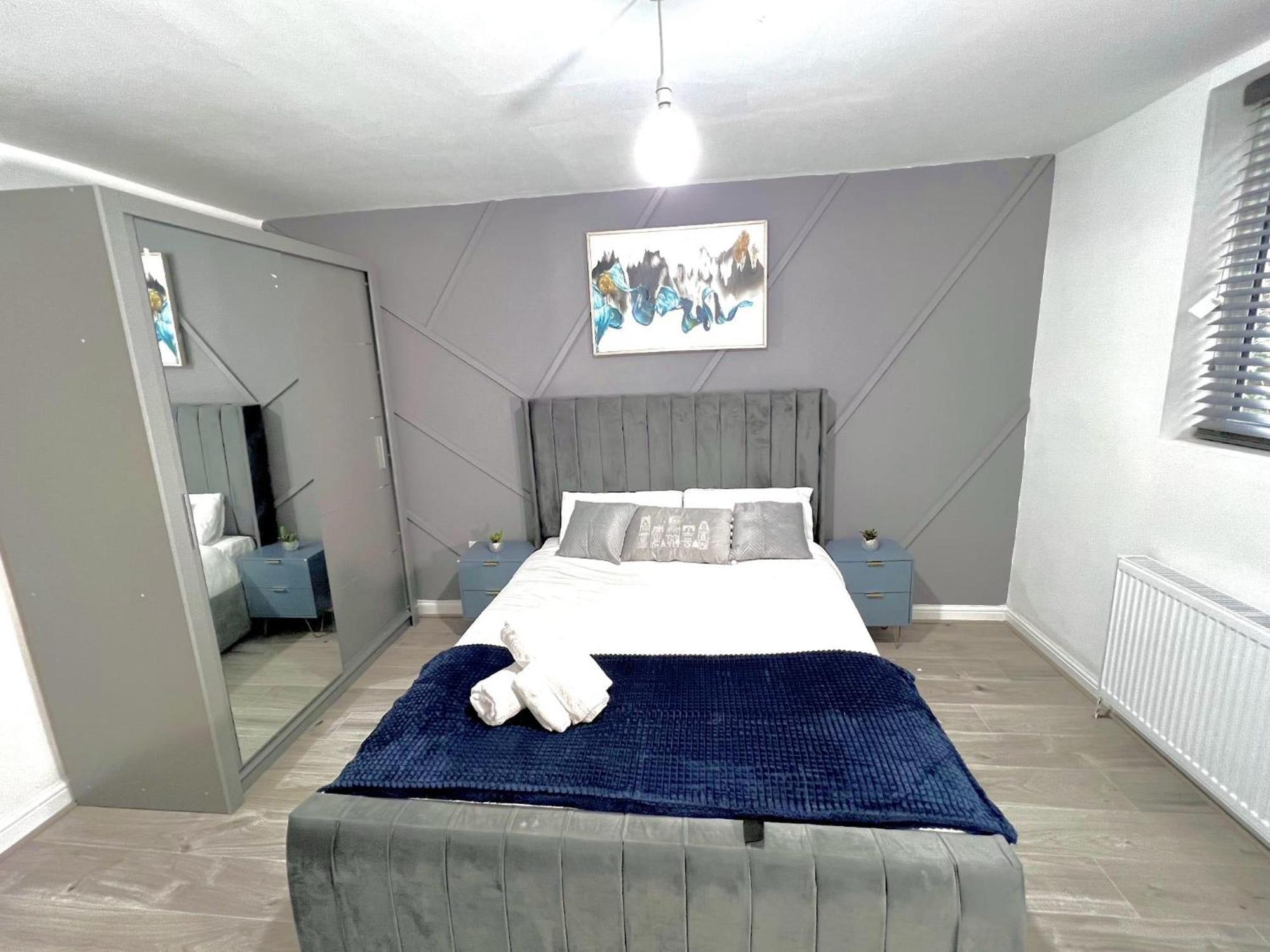 Stylish Spacious 1bd Apt-kingbed-10min Heaton Park *