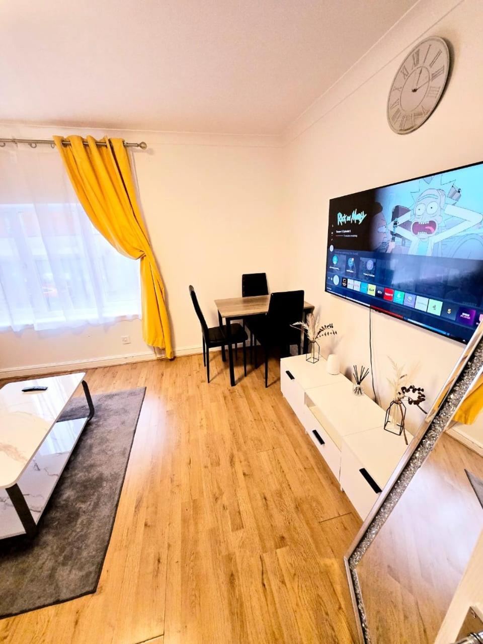 Charming Near Centre By Etihad Coop Arena Manchester