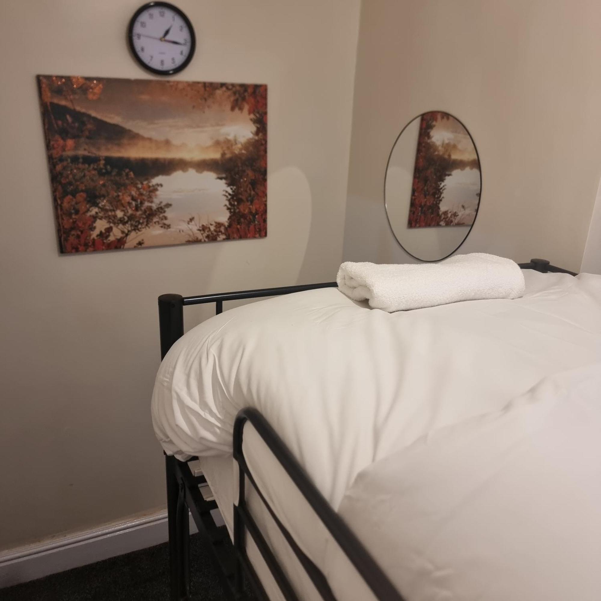 Apartment 2 Beds Suburb Nestled Nook