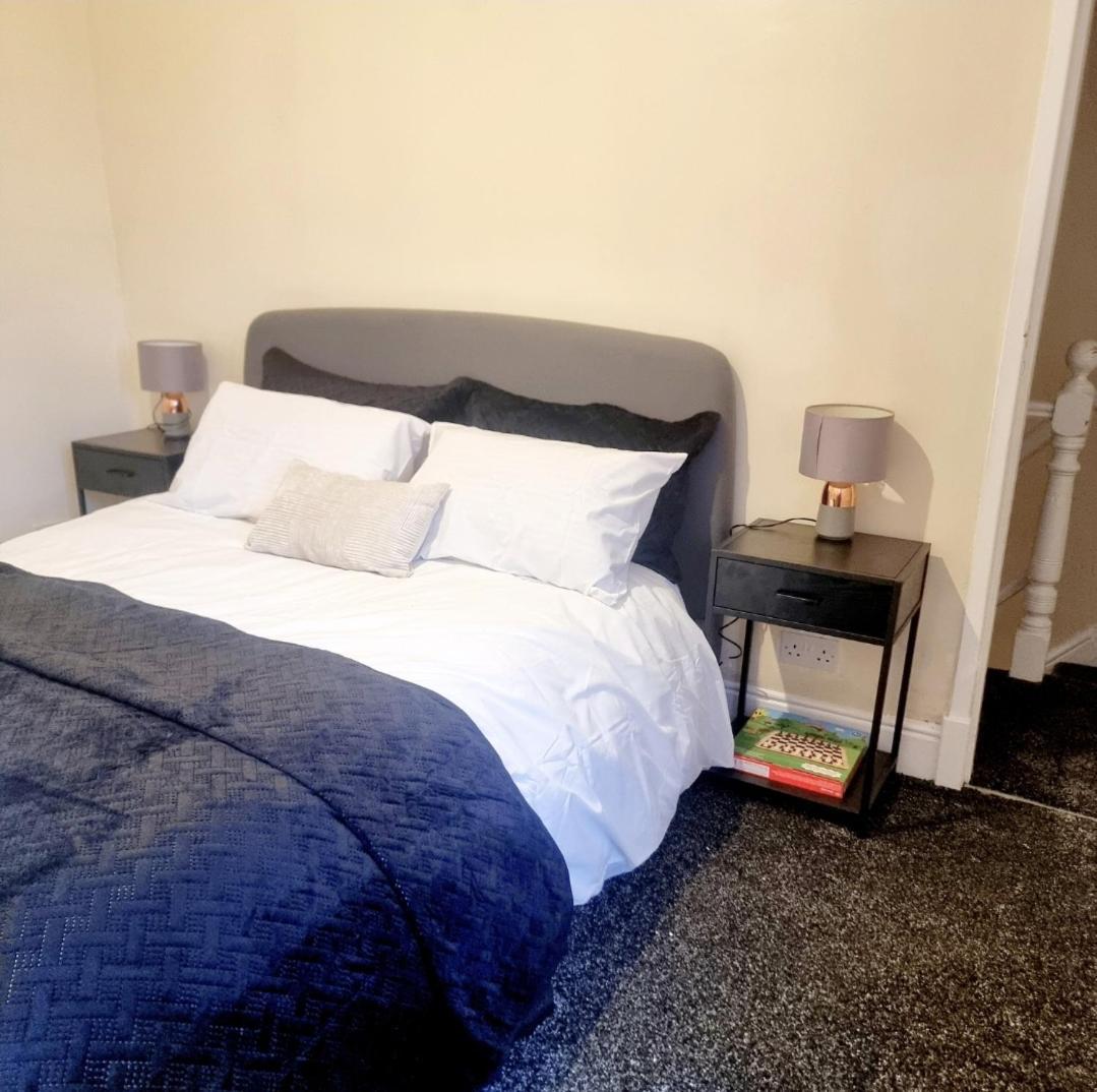 Apartment 2 Beds Suburb Nestled Nook Manchester