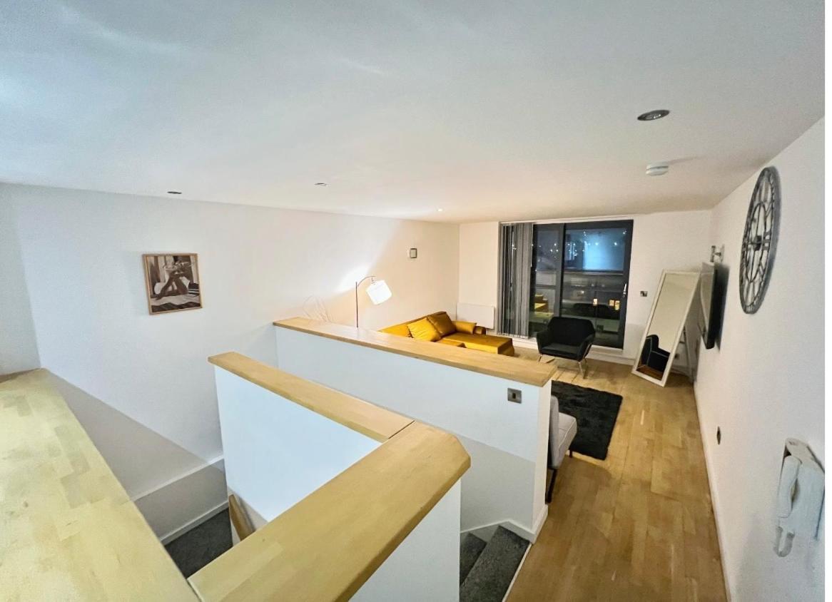 Apartment Modern Duplex Centre