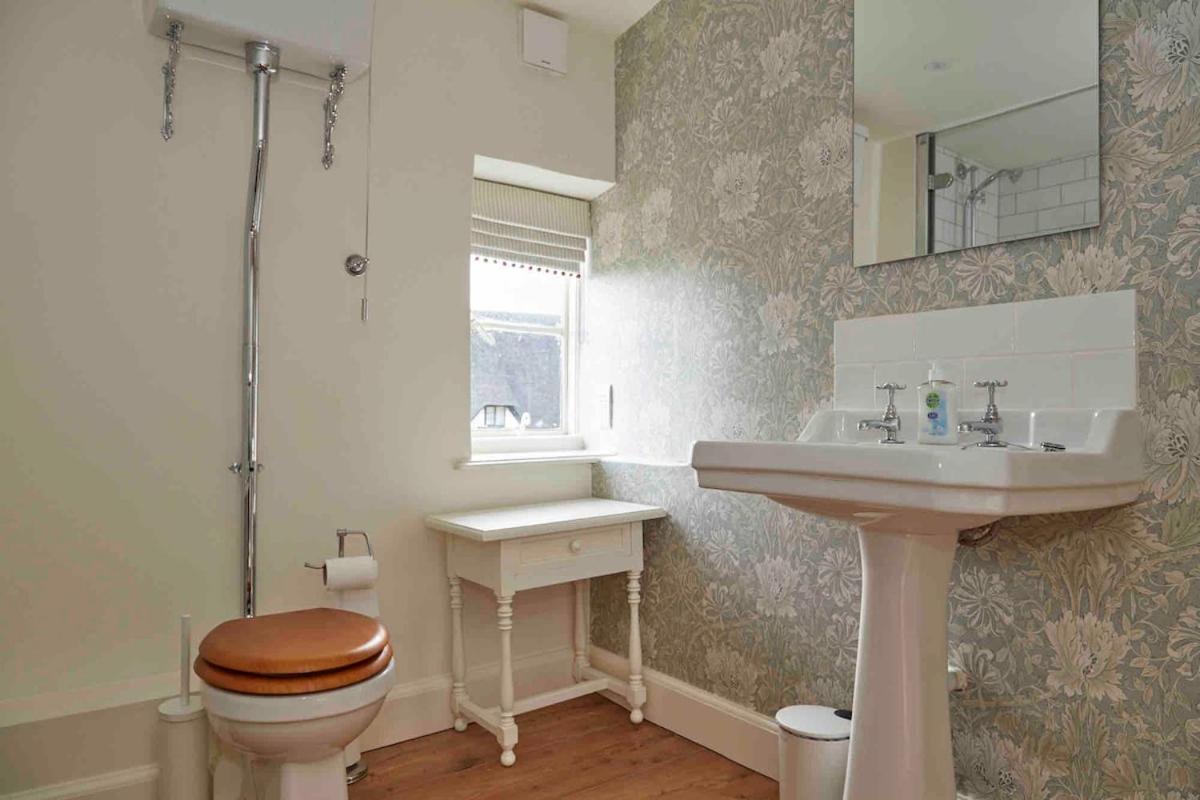 Holiday home Beautiful Cotswold With Hot Tub Manchester