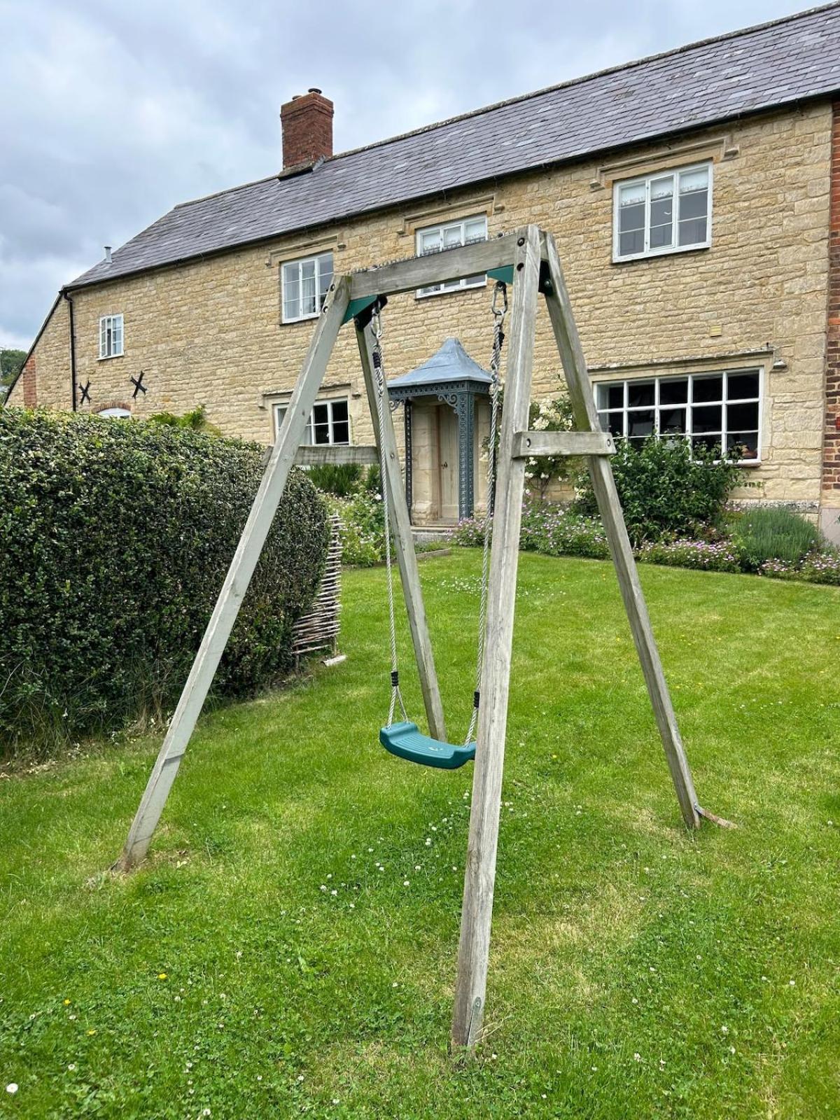 Holiday home Beautiful Cotswold With Hot Tub Manchester