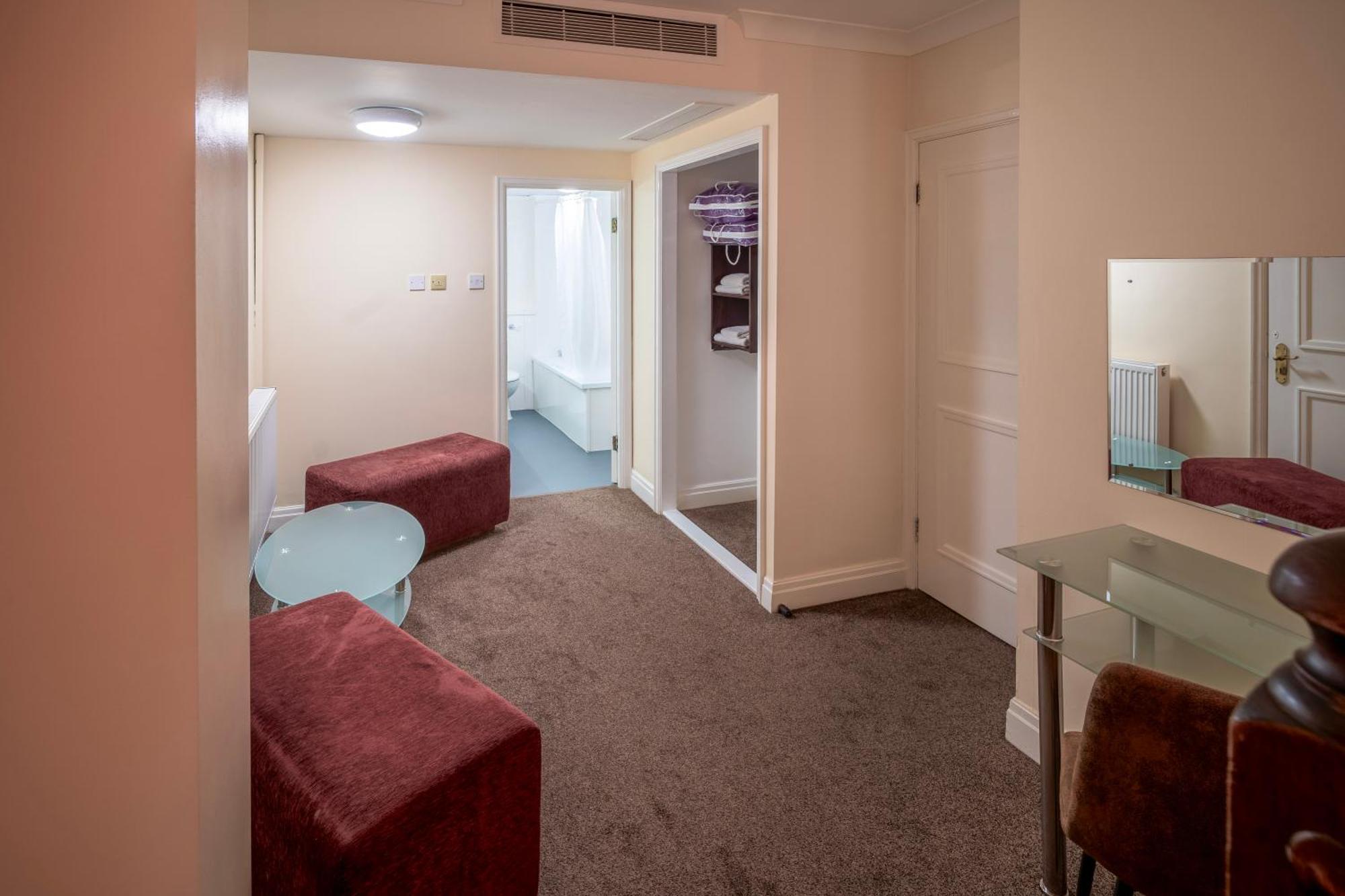 Sachas Hotel