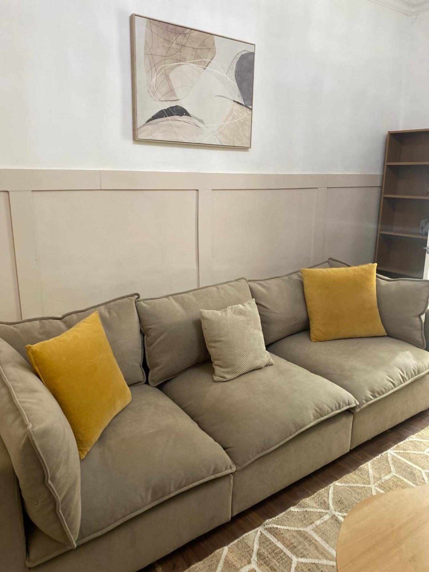 Traditional Home-games Room-free Parking