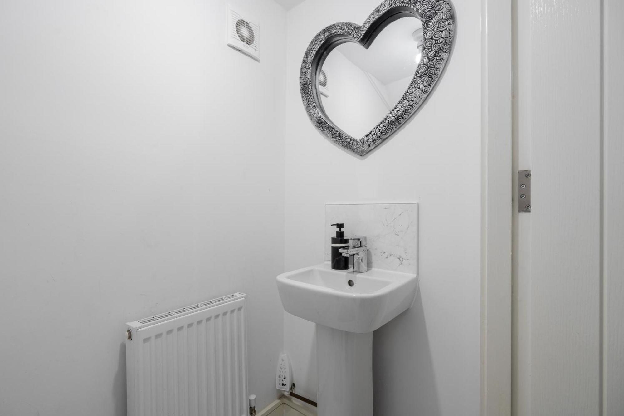 Holiday home Luxury 5 Bed Near Etihad And Coop Live Manchester