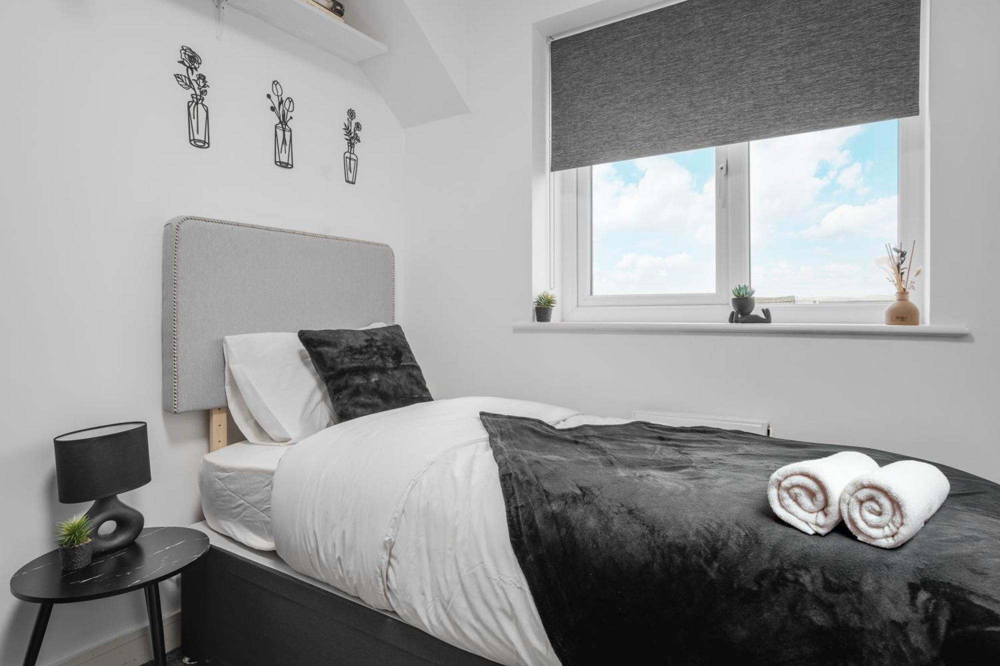 Holiday home Luxury 5 Bed Near Etihad And Coop Live Manchester