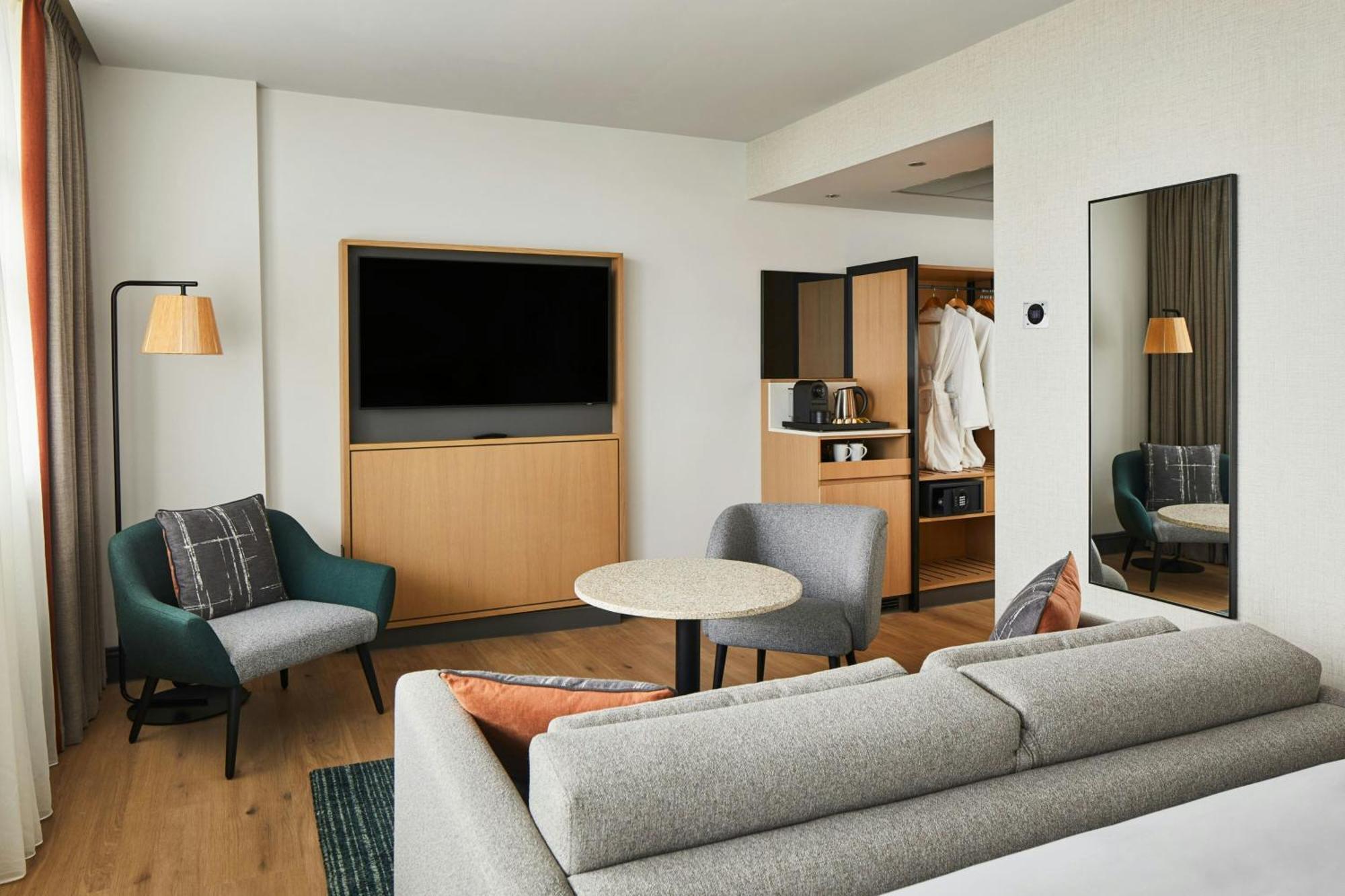 Marriott Piccadilly Hotel
