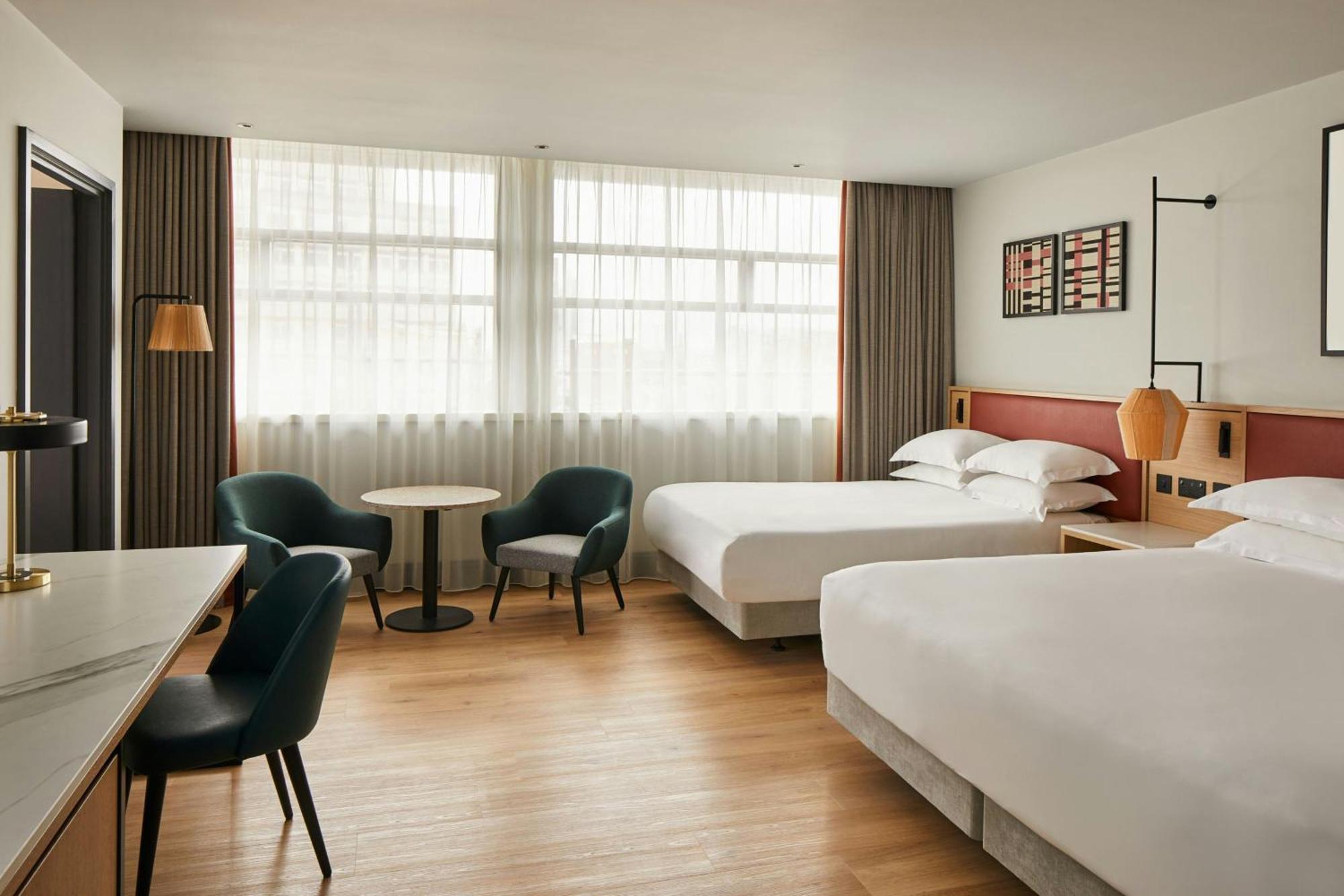 Marriott Piccadilly Hotel 4*